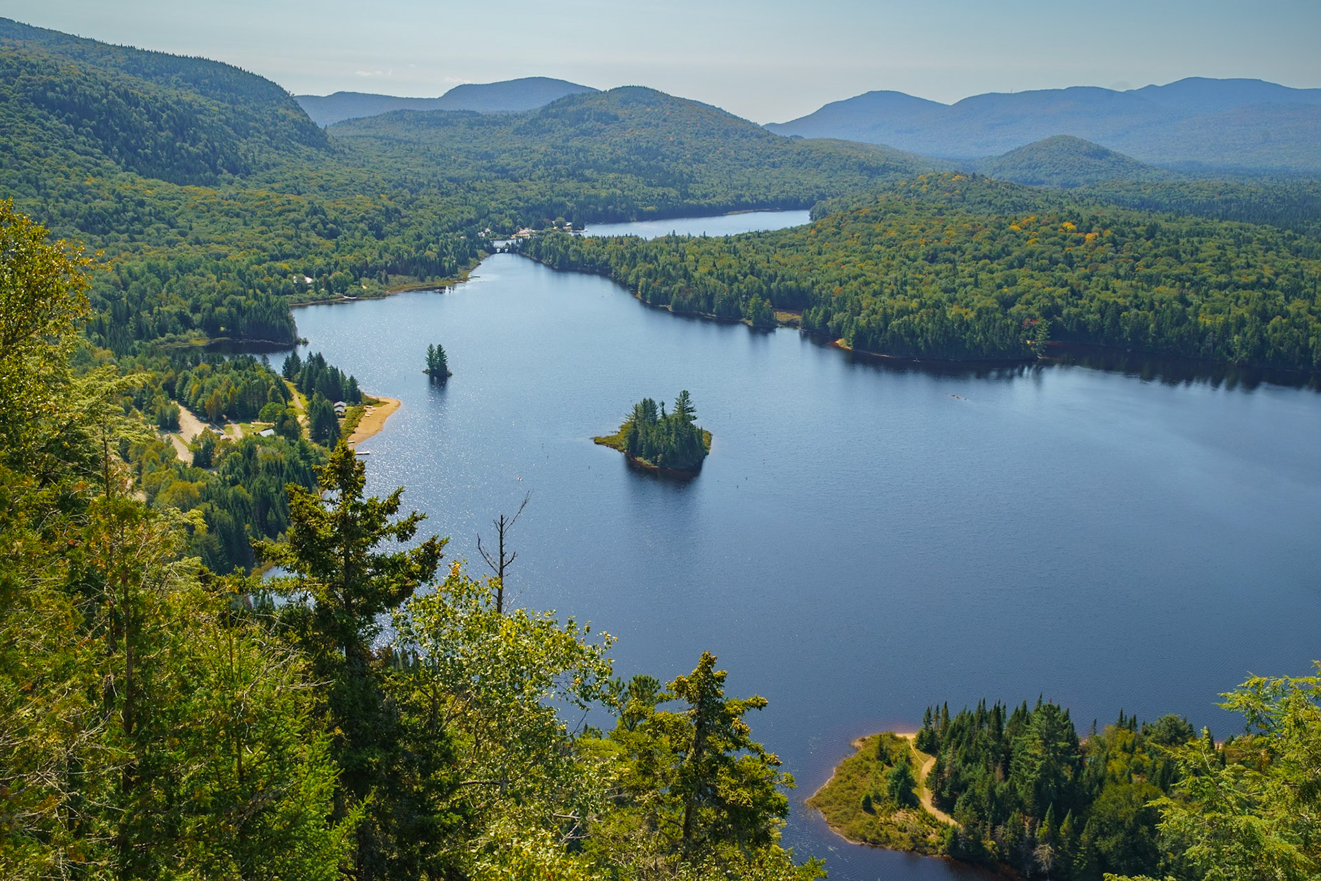 Mont Tremblant Nat. Park, Quebec