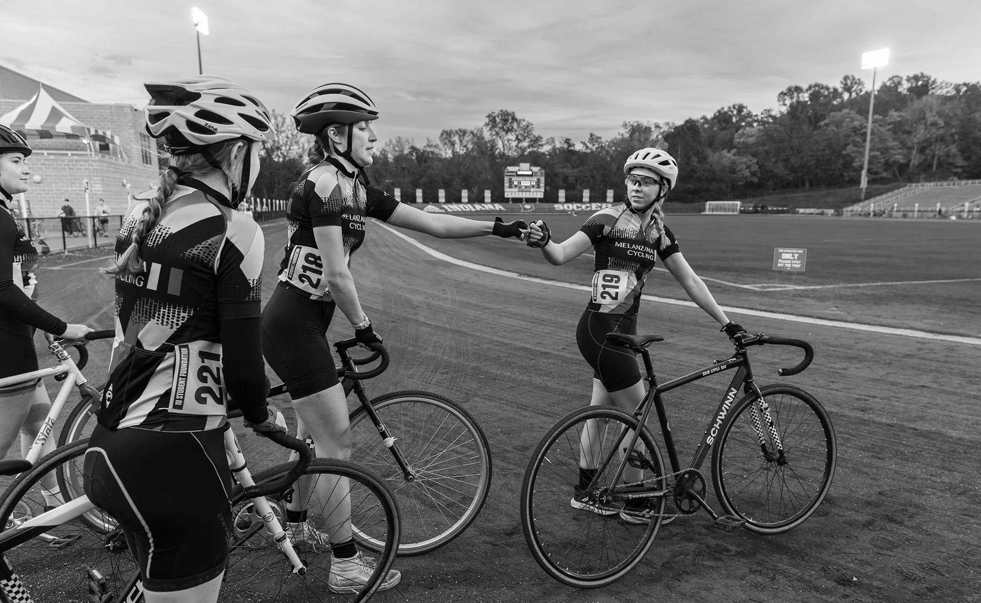 Bloomington Classic participants take to the track.