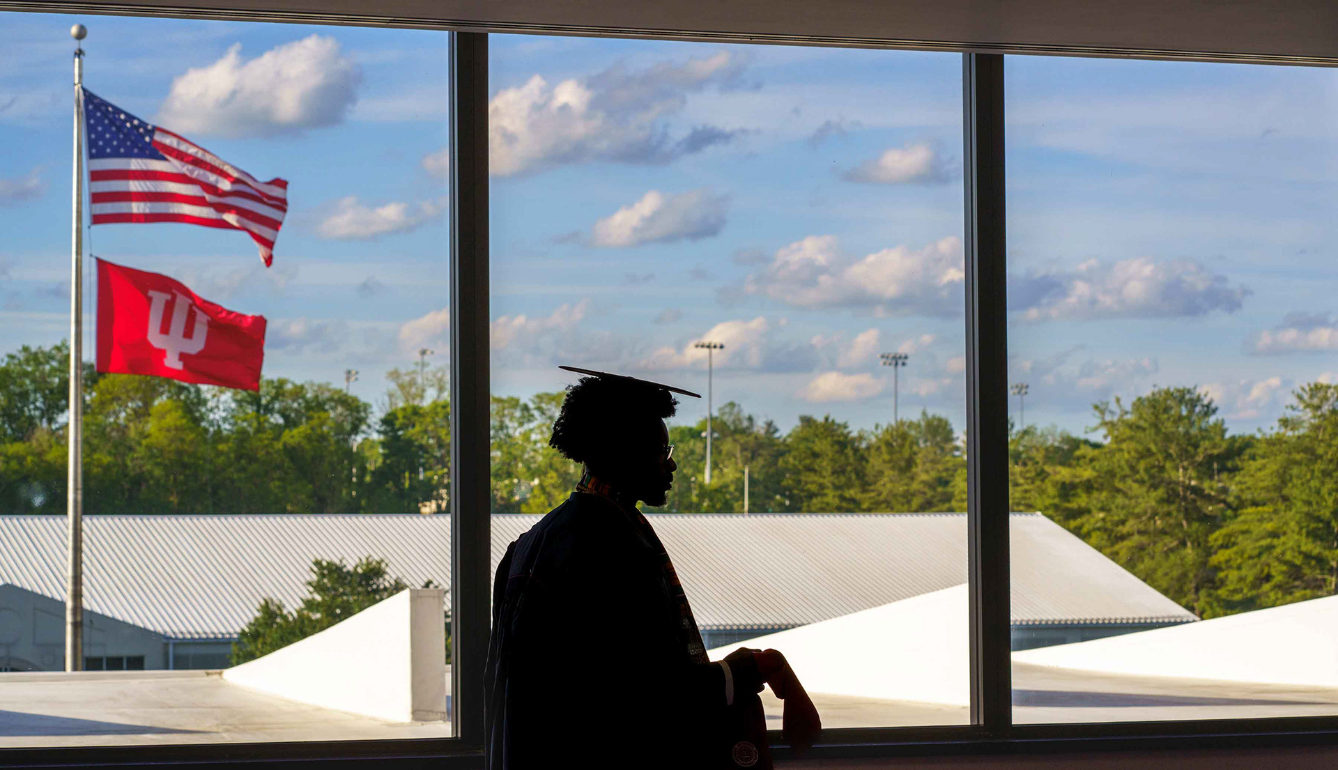 A student lines up for commencement.
