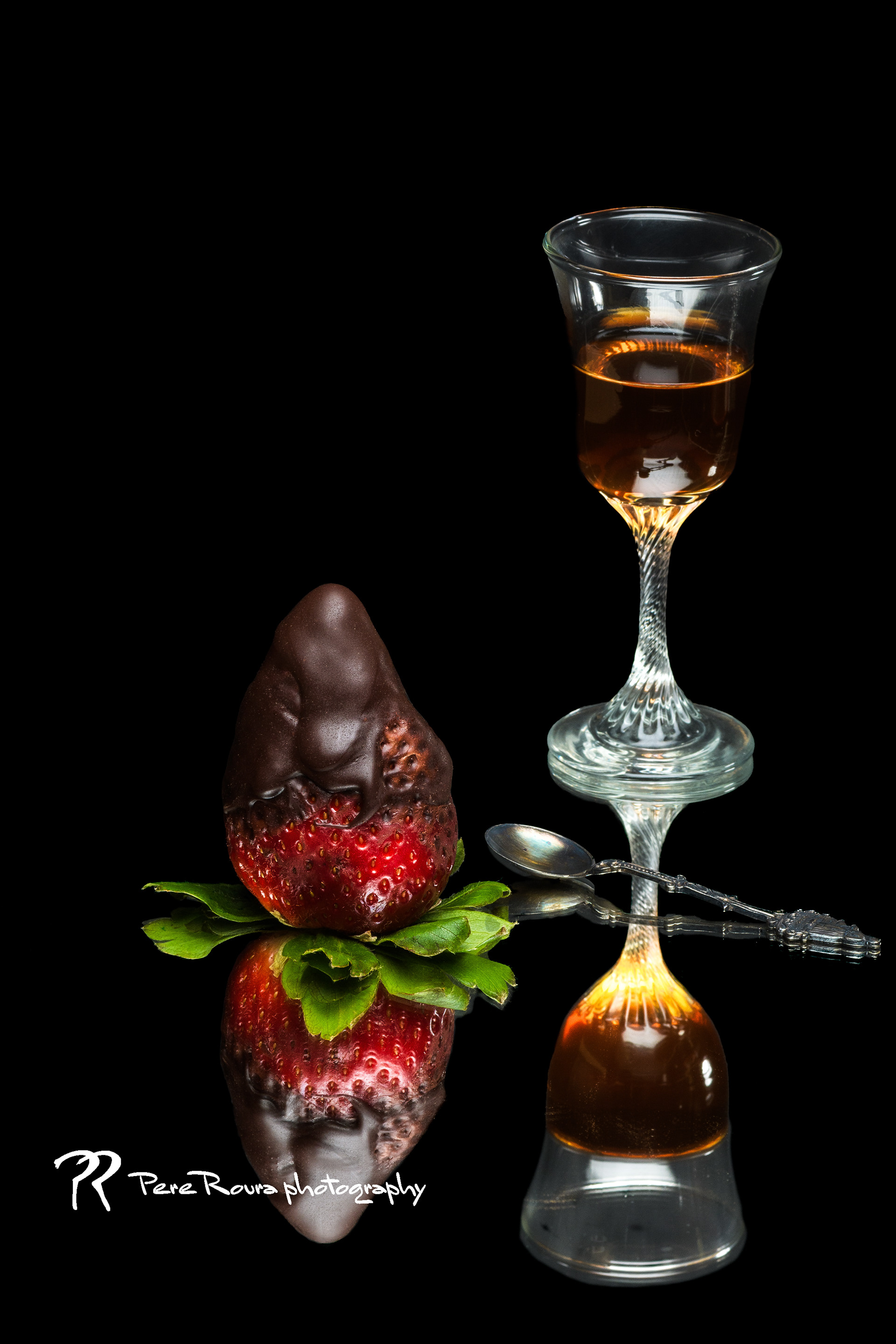 Maduixa amb xocolata i ratafia
