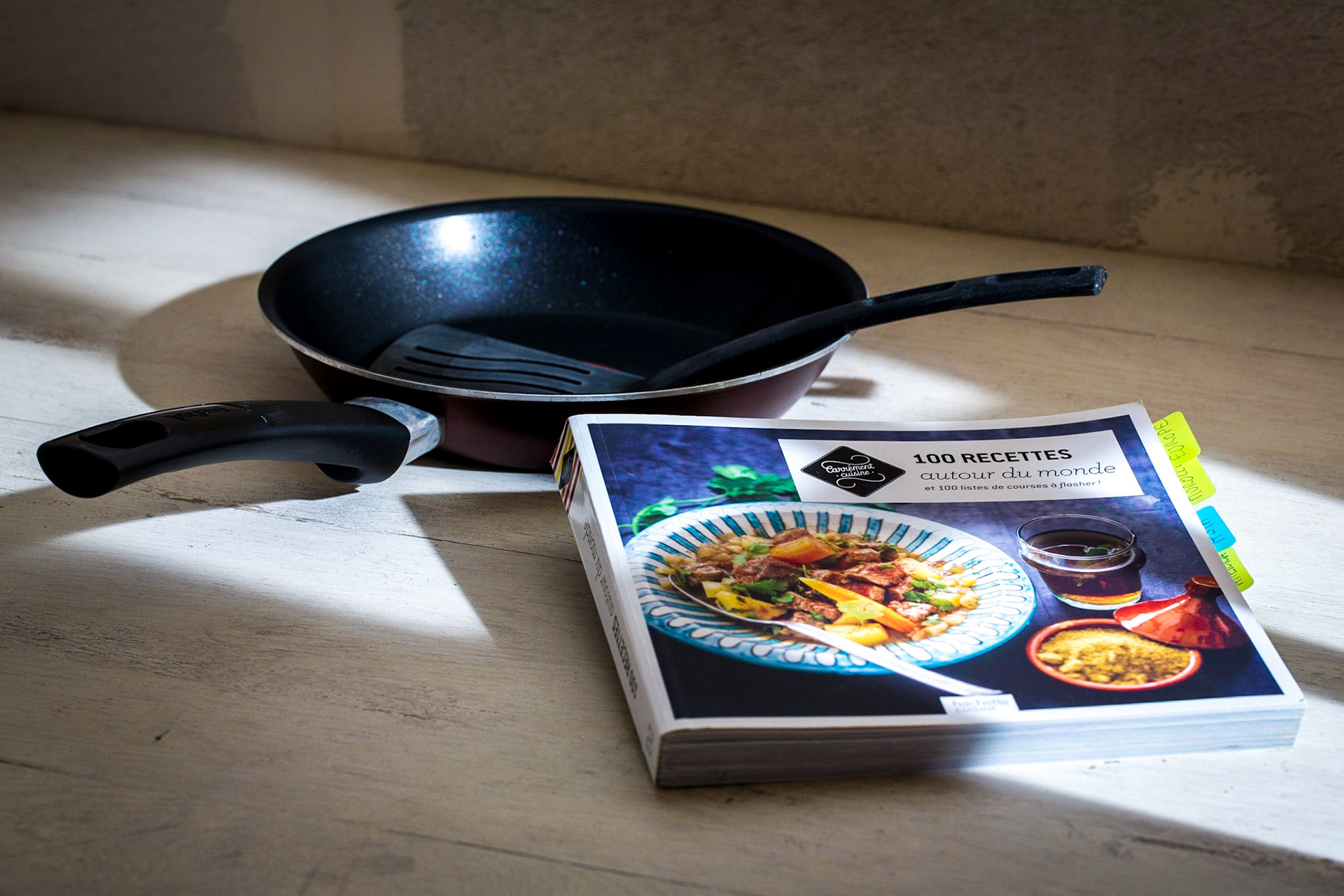 Mars 2020, confinement et activités diverses pour travailler ou passer le temps.Cuisiner..