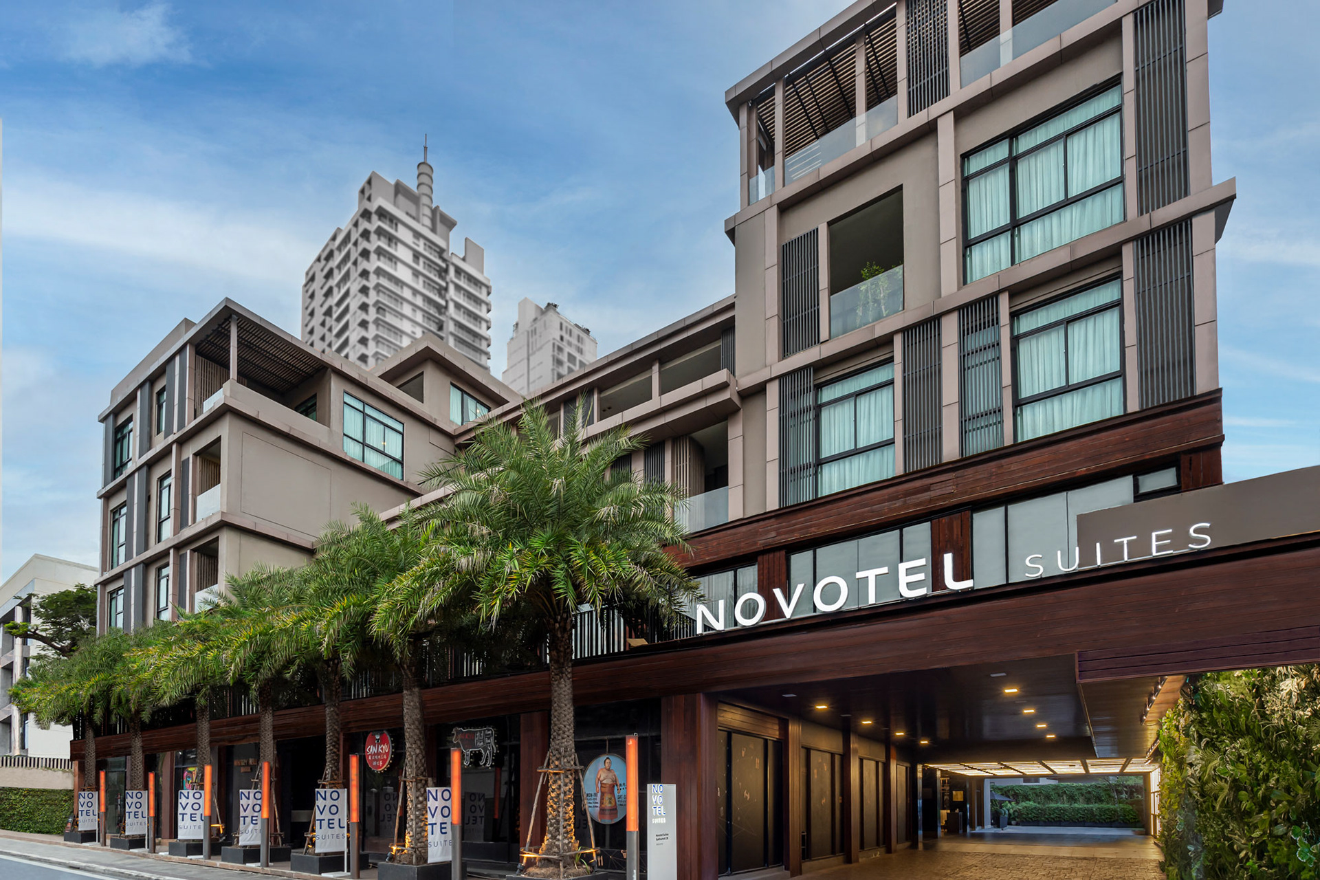 Novotel Suites Sukhumvit 19 Bangkok.