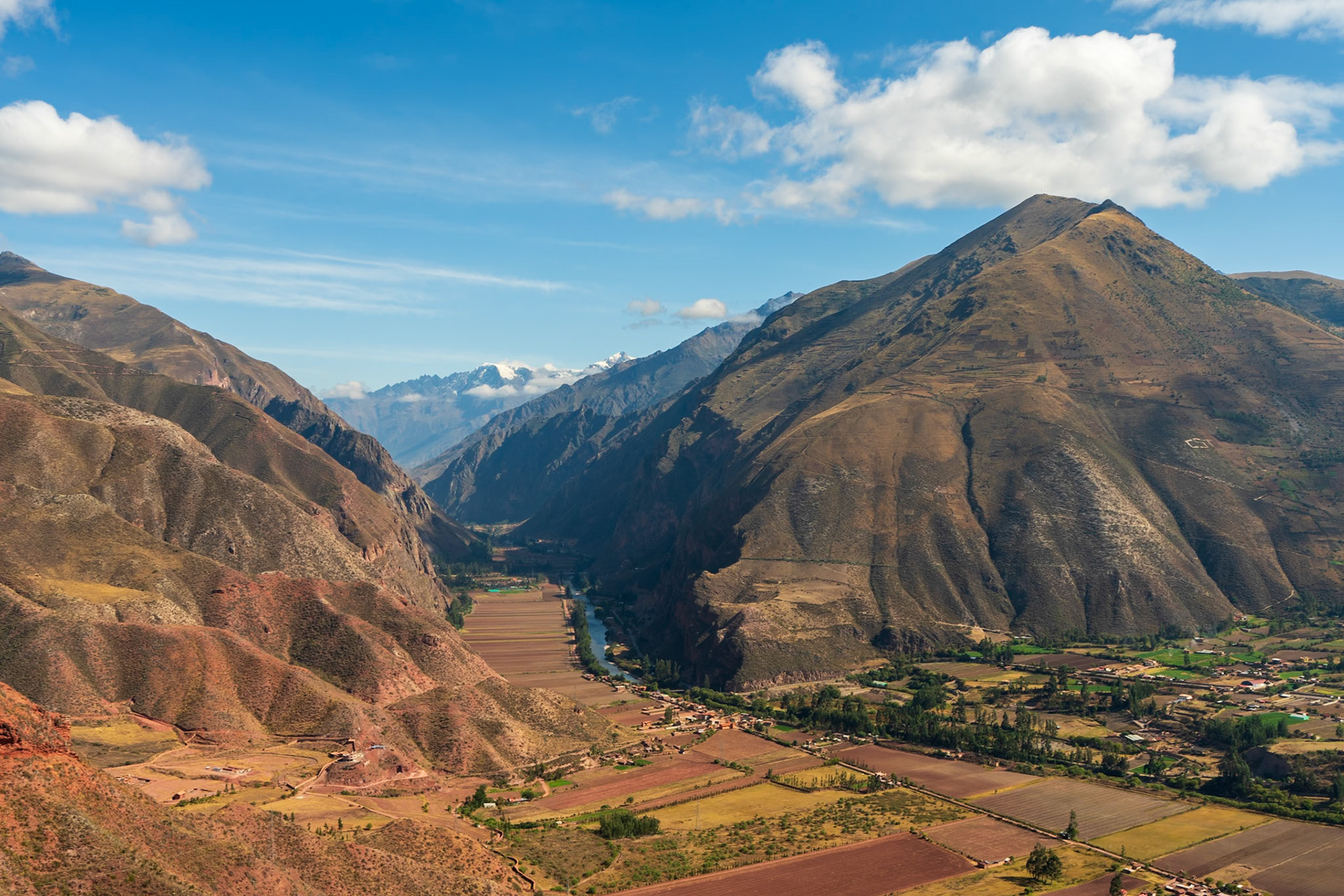 Andean viewpoint, Sacred Valley