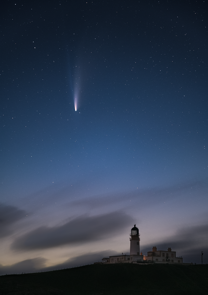 Comet NEOWISE & Killantringan Lighthouse, Rhinns of Galloway, 2020.