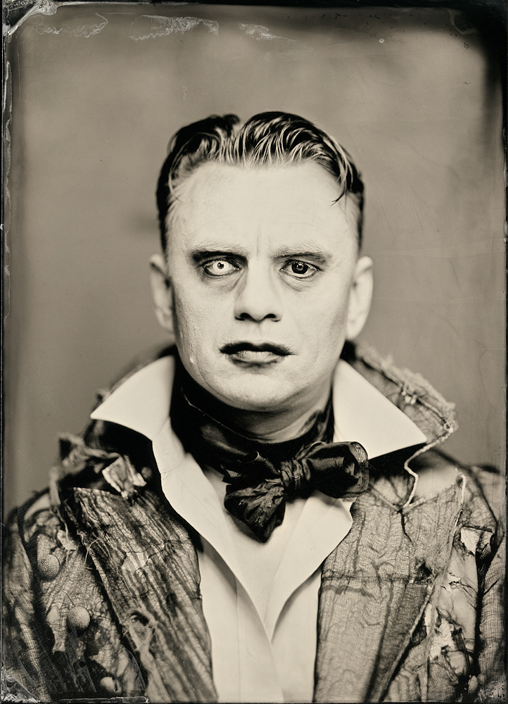 THE TURN OF THE SCREW B. Britten | Opera na Zamku w Szczecinie | reżyseria Natalia Babińska | scenografia i kostiumy Martyna Kander | reżyseria światła Maciej Igielski | projekcje Ewa Krasucka | fotografie Marek Grotowski | ambrotypy Paweł Śmiałek | premiera 20 V 2016