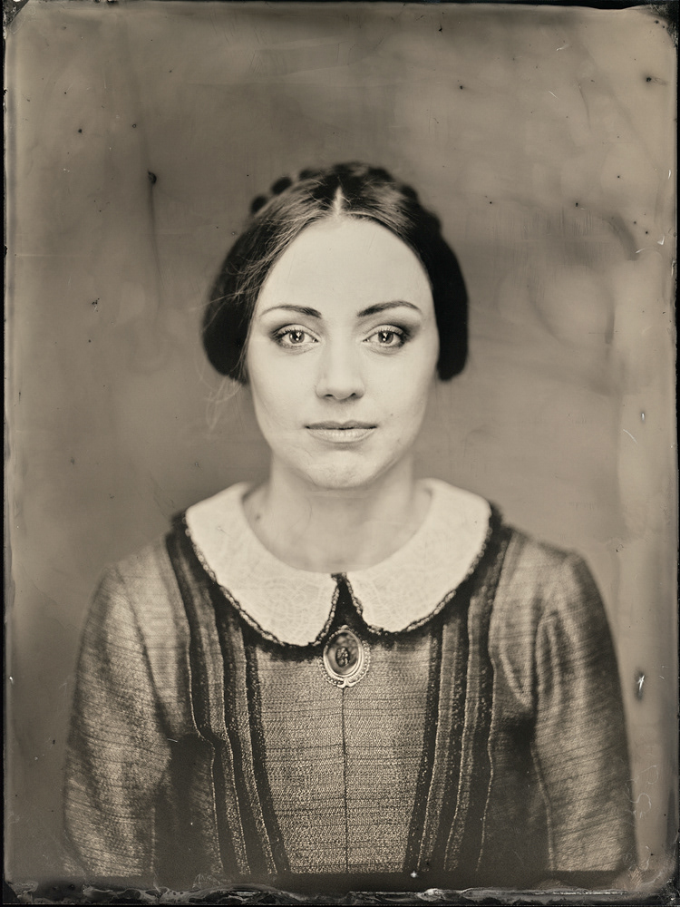 THE TURN OF THE SCREW B. Britten | Opera na Zamku w Szczecinie | reżyseria Natalia Babińska | scenografia i kostiumy Martyna Kander | reżyseria światła Maciej Igielski | projekcje Ewa Krasucka | fotografie Marek Grotowski | ambrotypy Paweł Śmiałek | premiera 20 V 2016