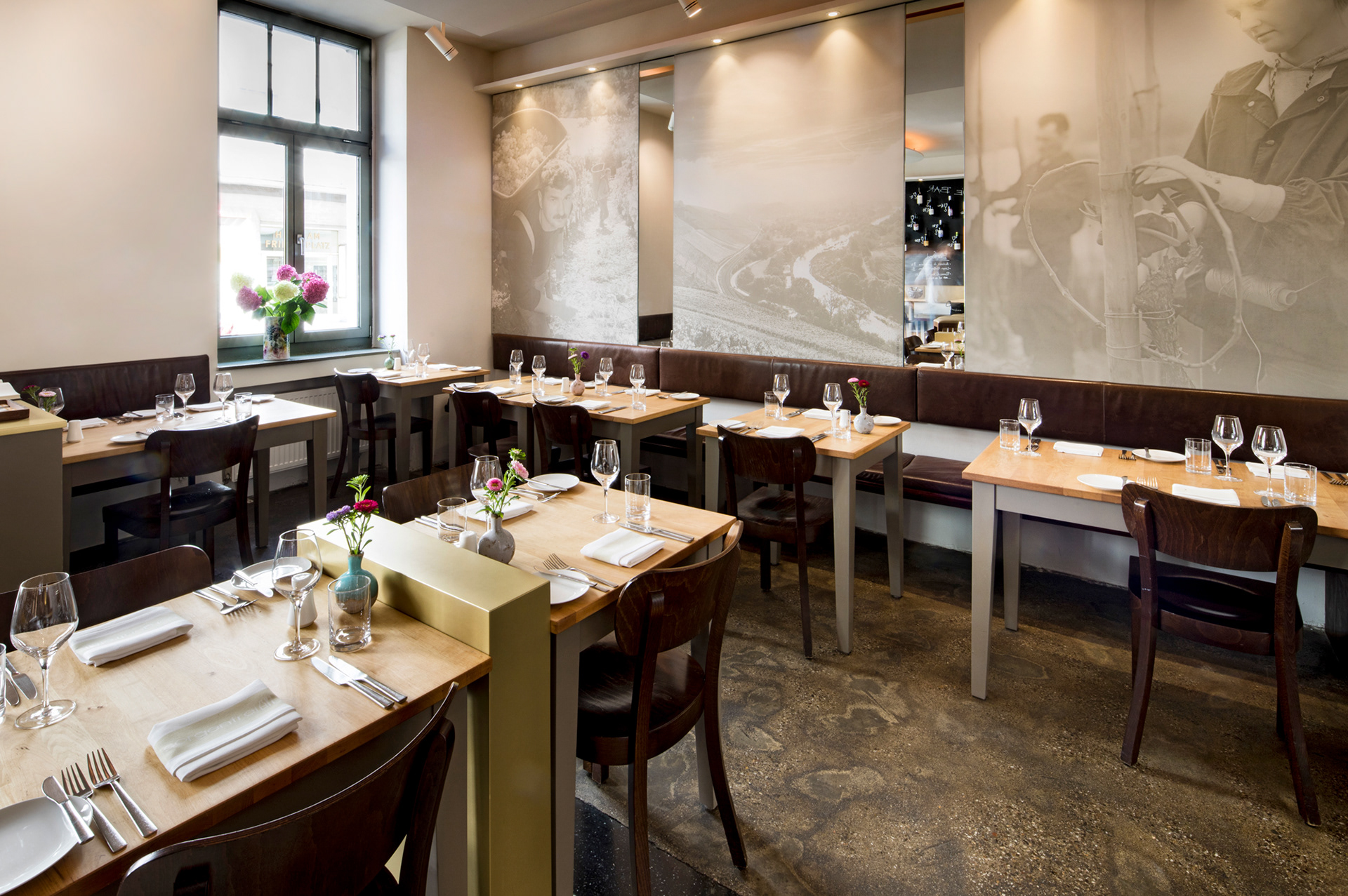 Restaurant vorderer Raum