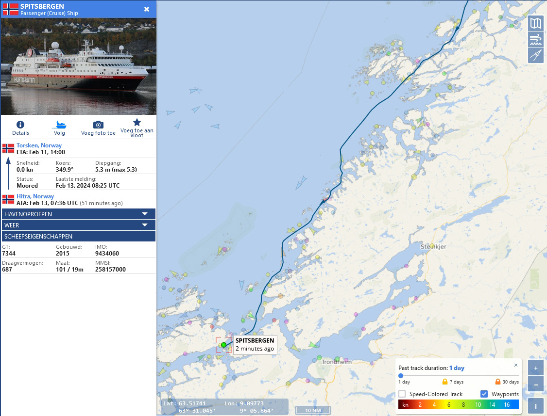 afgemeerd in Sandstad op Hitra