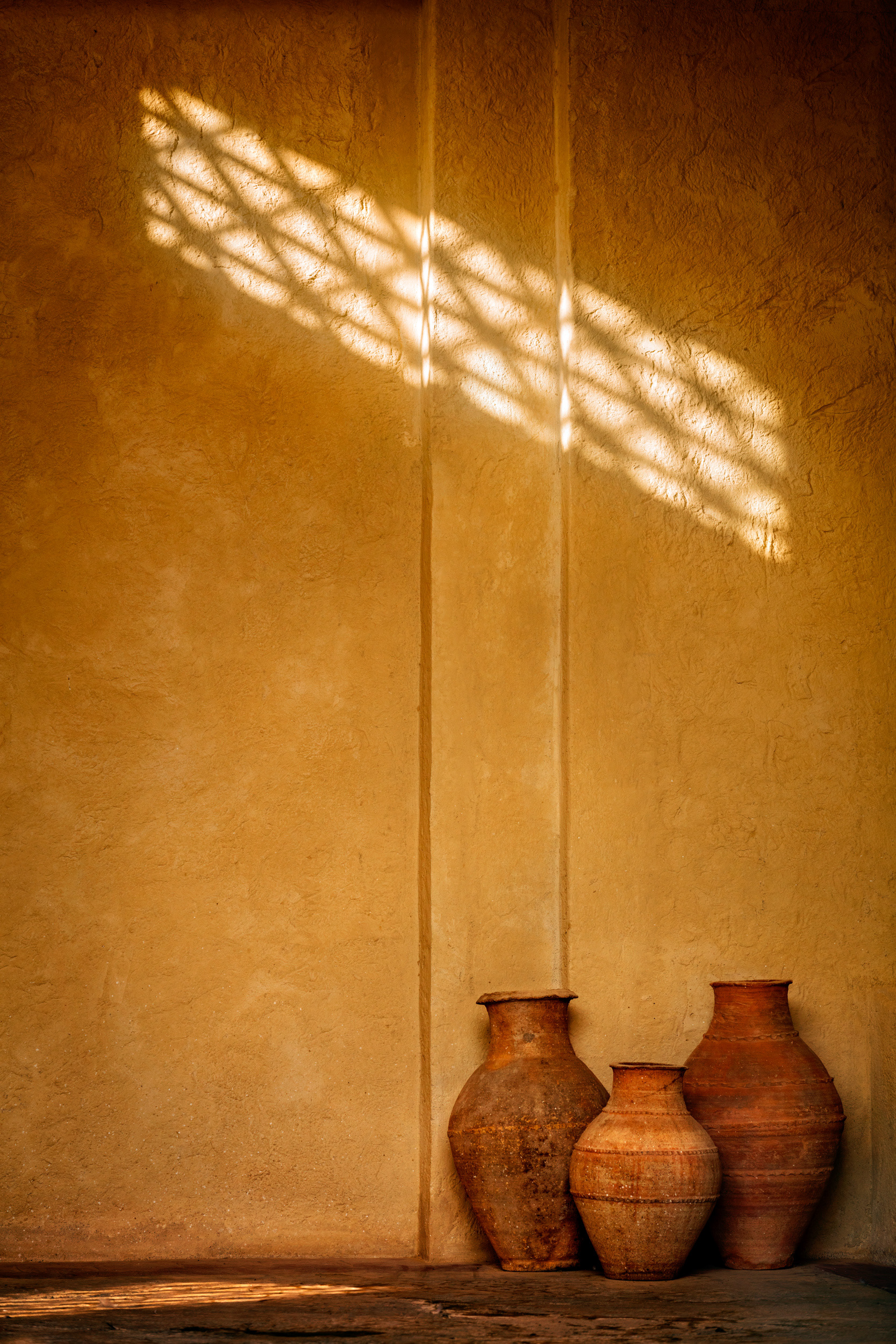 THREE POTS