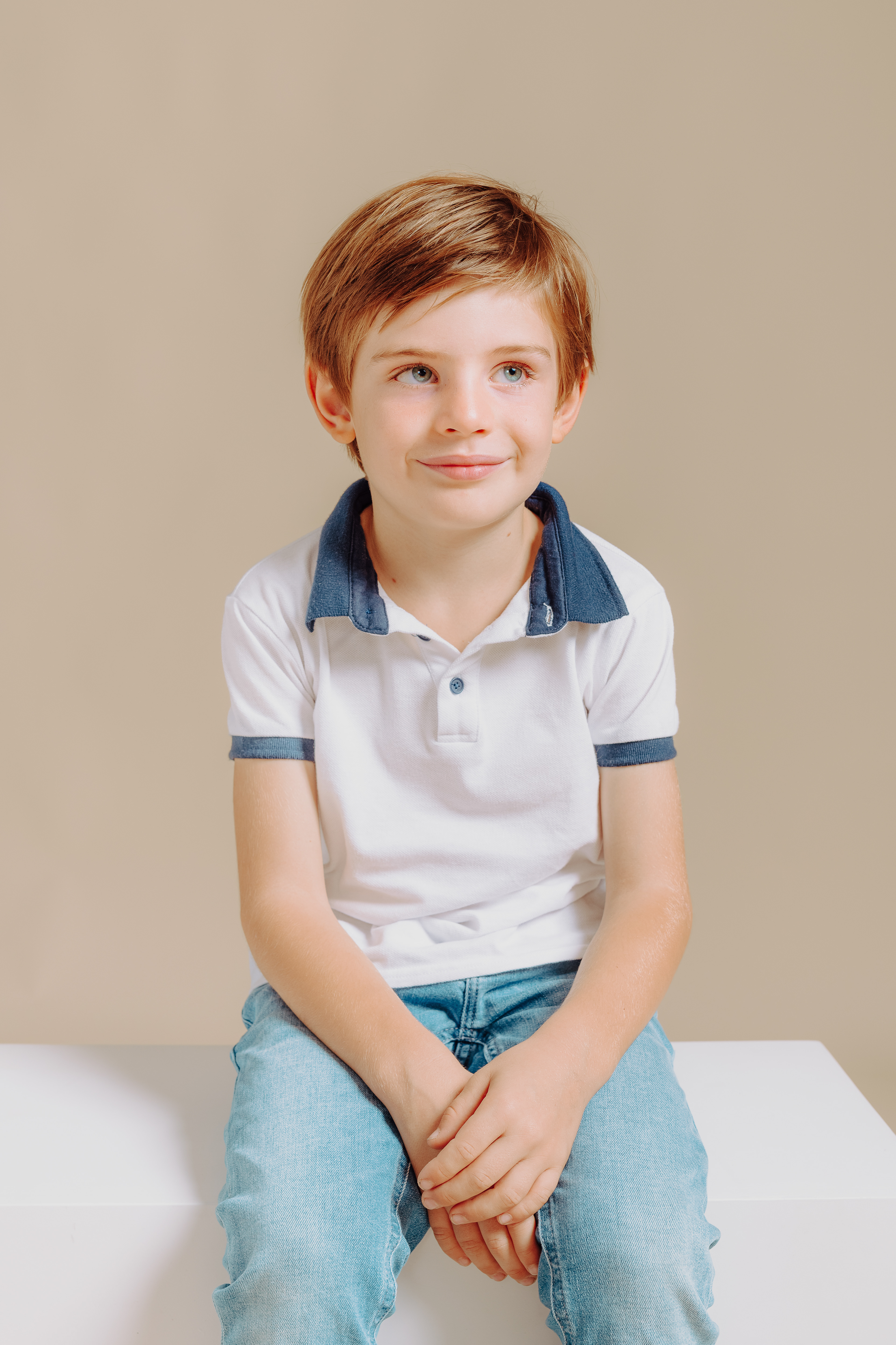 Portrait d'enfant au studio - Guillaume Médard photographe professionnel à Annecy