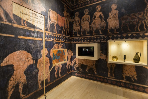 Le mur de la vaisselle gréco romaine