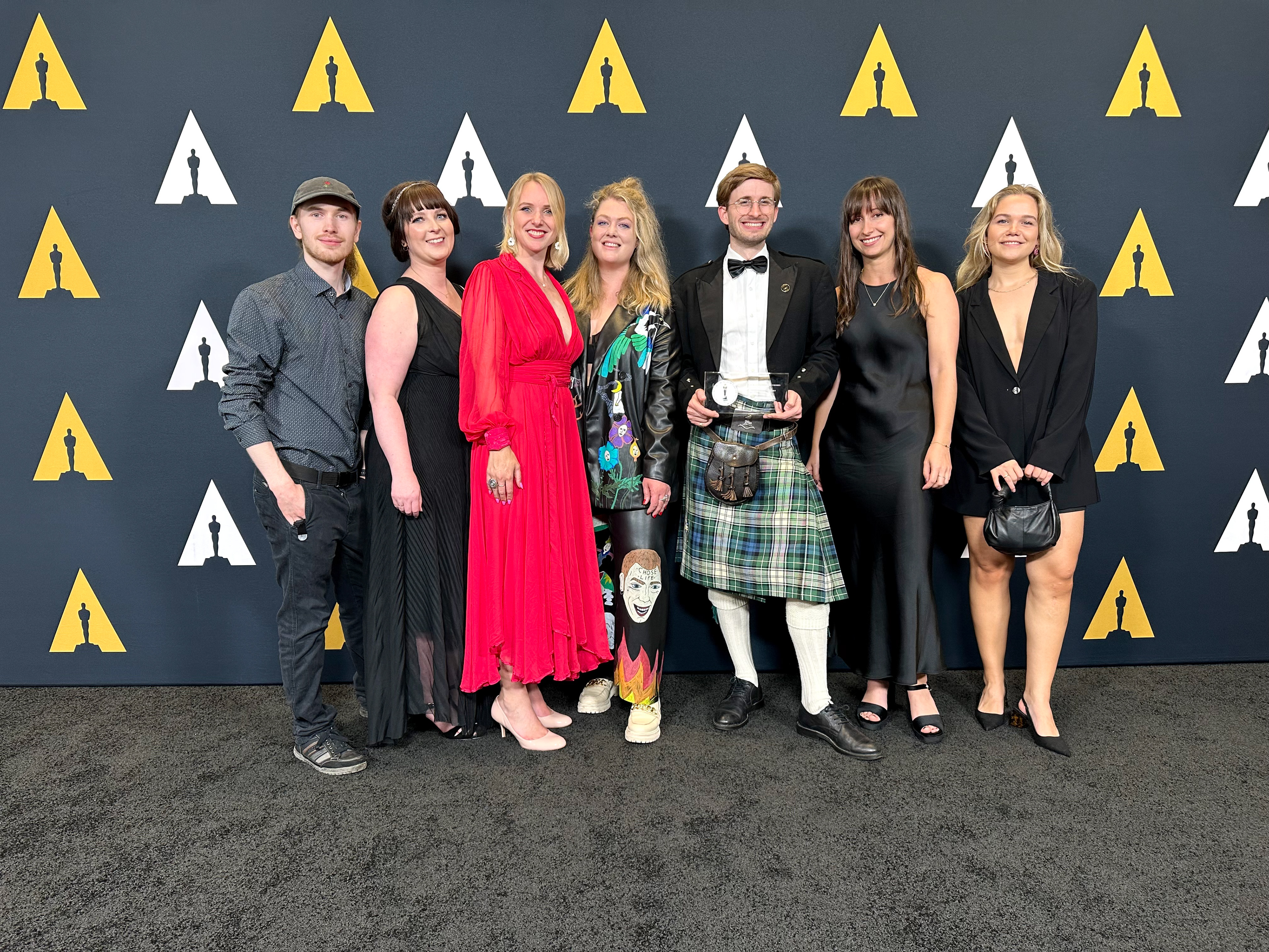 From the left: Richard Viken, Natascha Lerche-Jensen, Tøri Gjendal, Brynhild Dagslott, Iain Forbes, Karoline Sellæg, Marthe Straum Lie