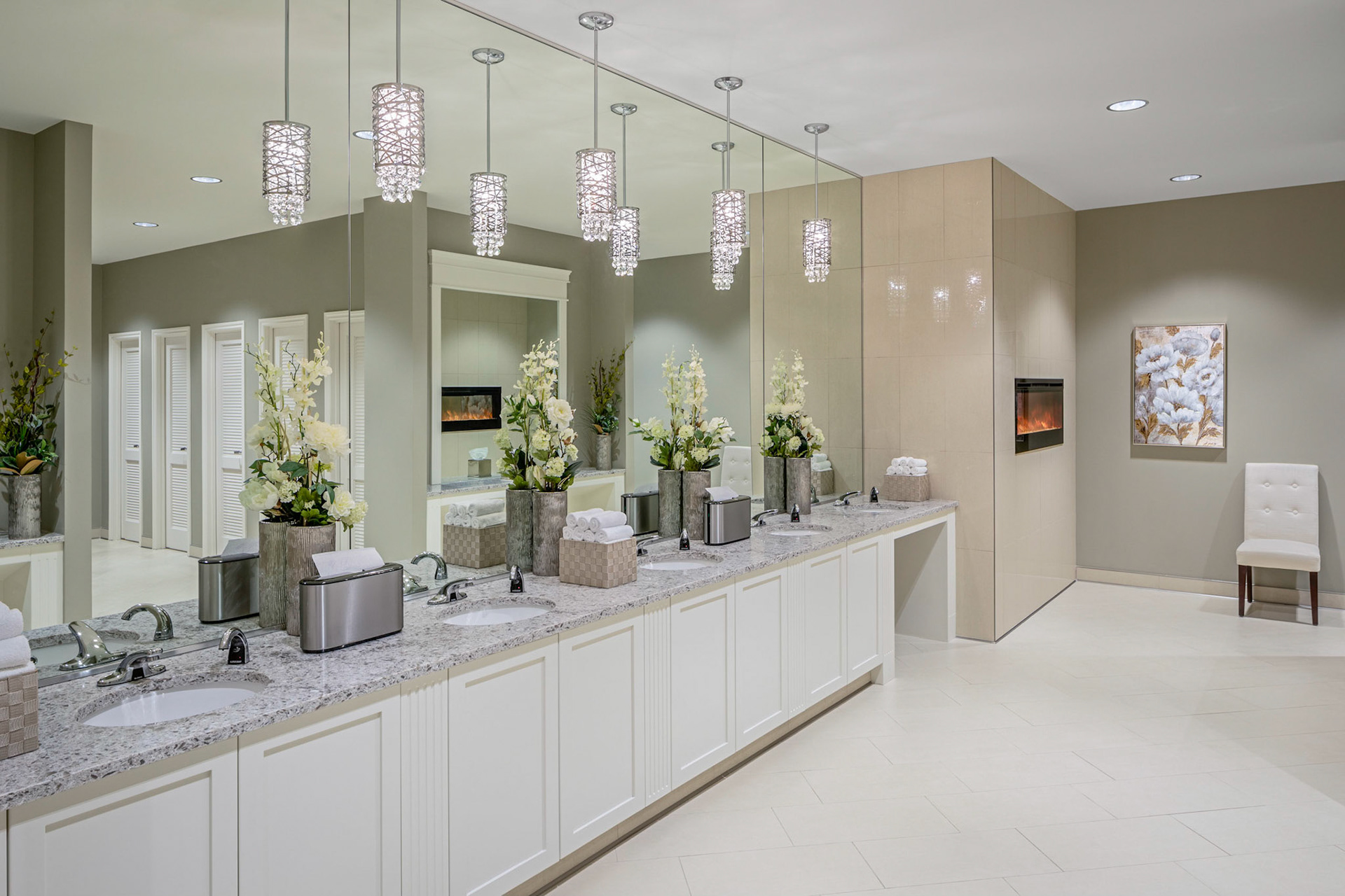 Chapel Lawn Funeral Home, Winnipeg, MB