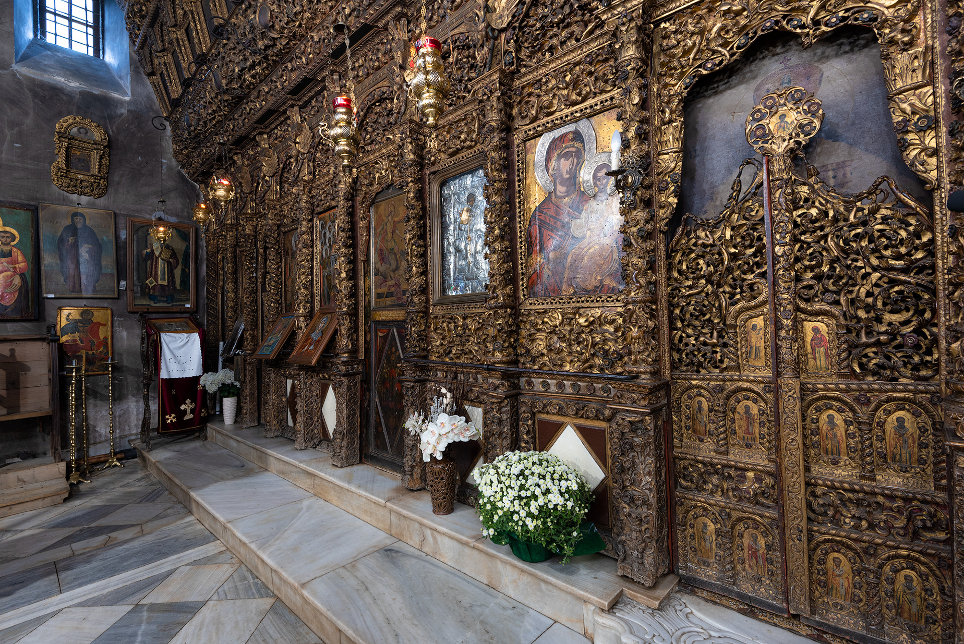 Left-hand view of the iconostasis