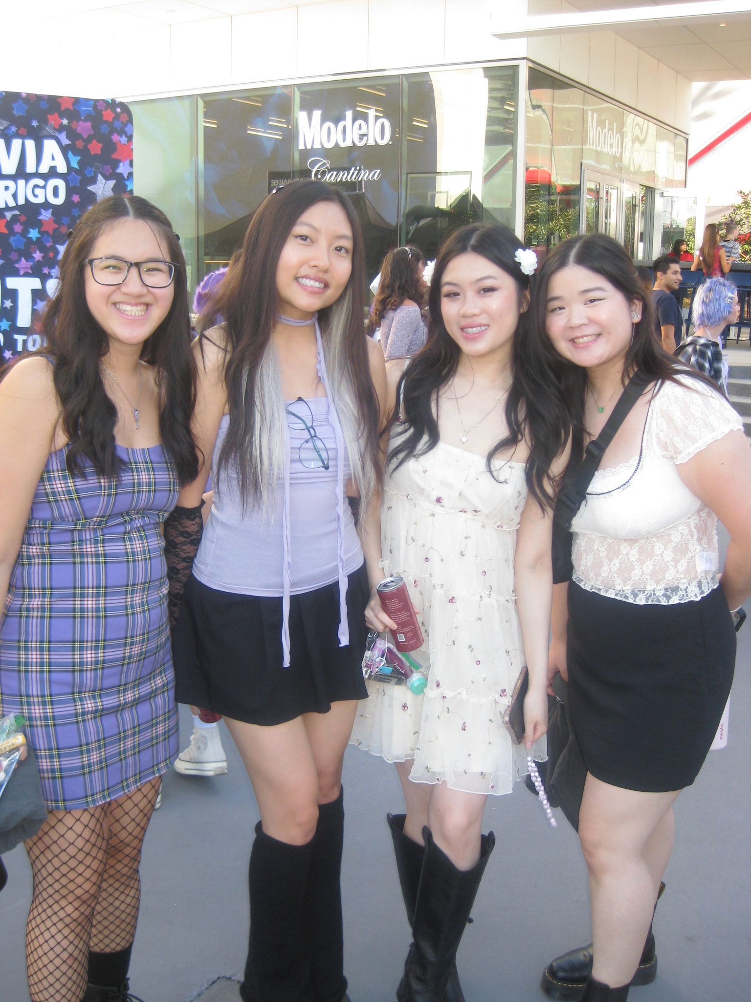 Photo of fans at the GUTS Tour i took with Canon PowerShot Sd1100 IS Digital Camera