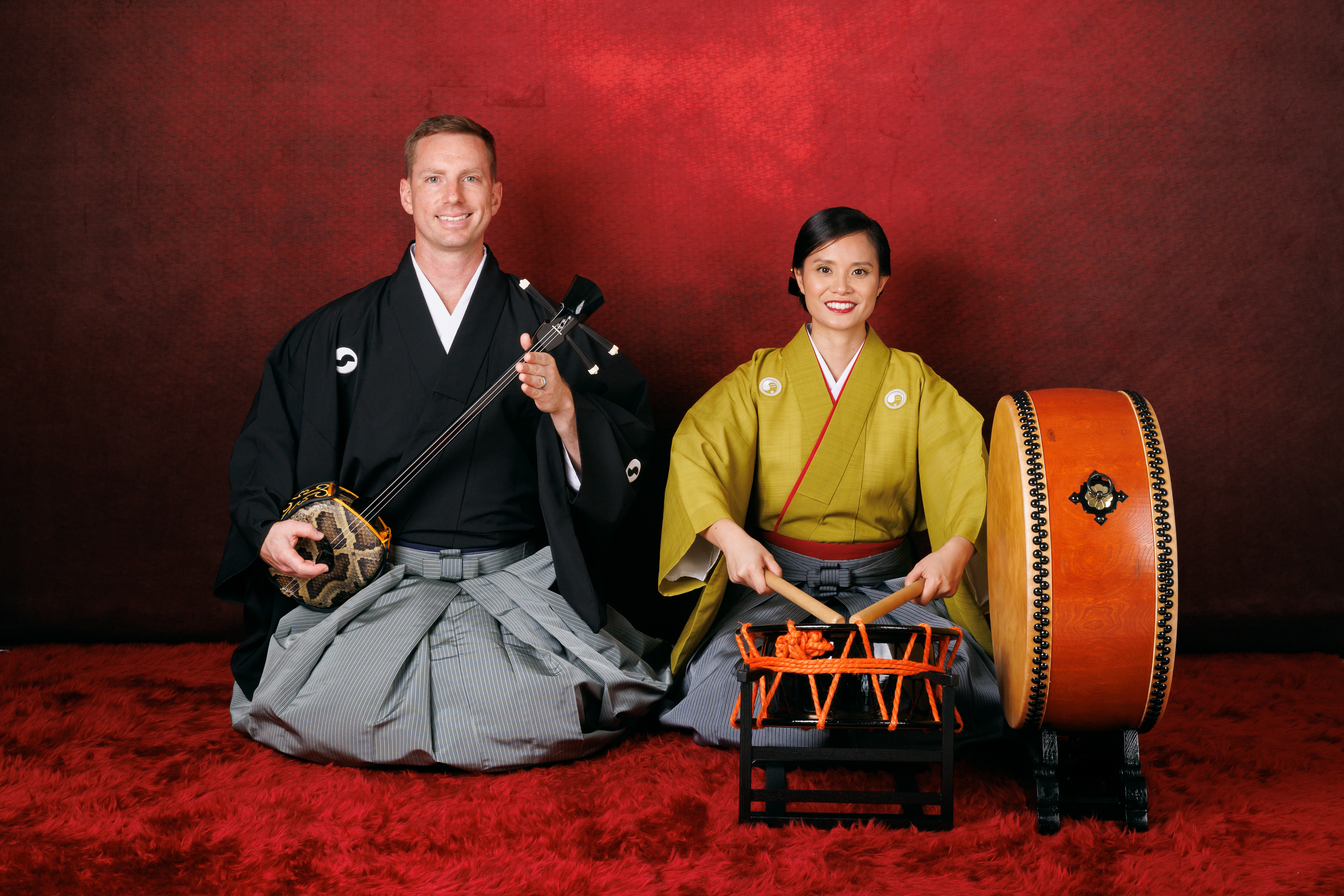 受賞記念撮影（琉球古典芸能）/キモノバナ