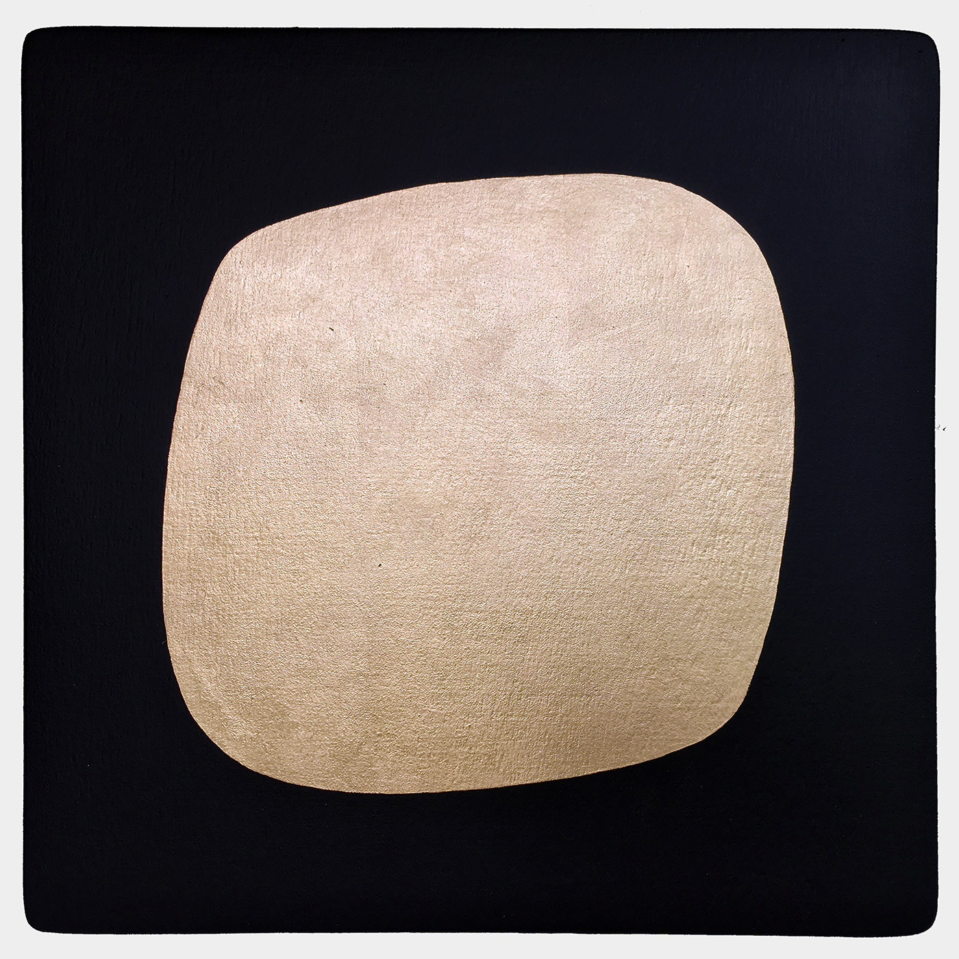 Appearance 10. Goldleaf on wood panel, 33 x 33 cm.