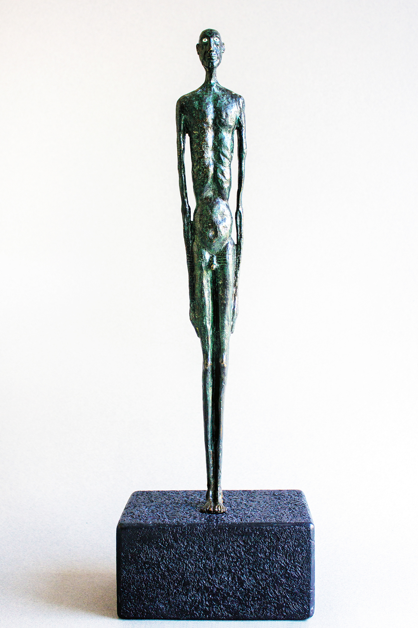 Gaze, bronze, 47 x 6 x 3,5 cm.