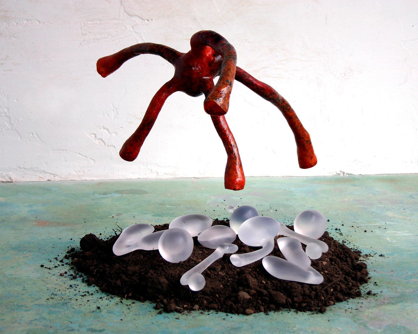 Five Ways to Escape from Cold Earth, polyester, resin and earth, 150 x 100 x 100 cm.