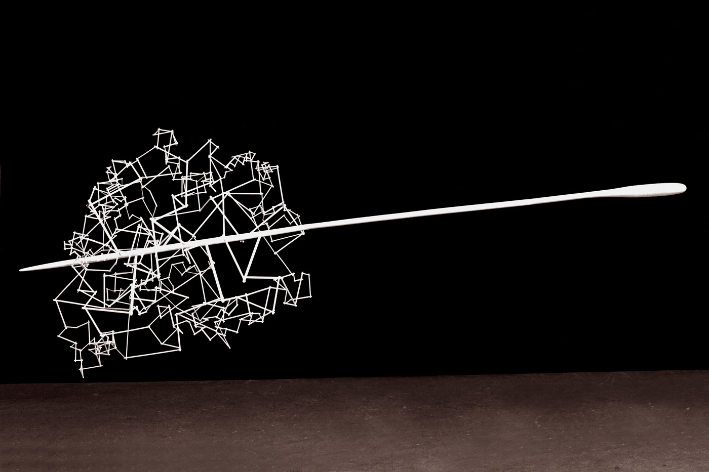 Corpus Fibonacci 2. Wood, 75 x 233 x 75 cm.