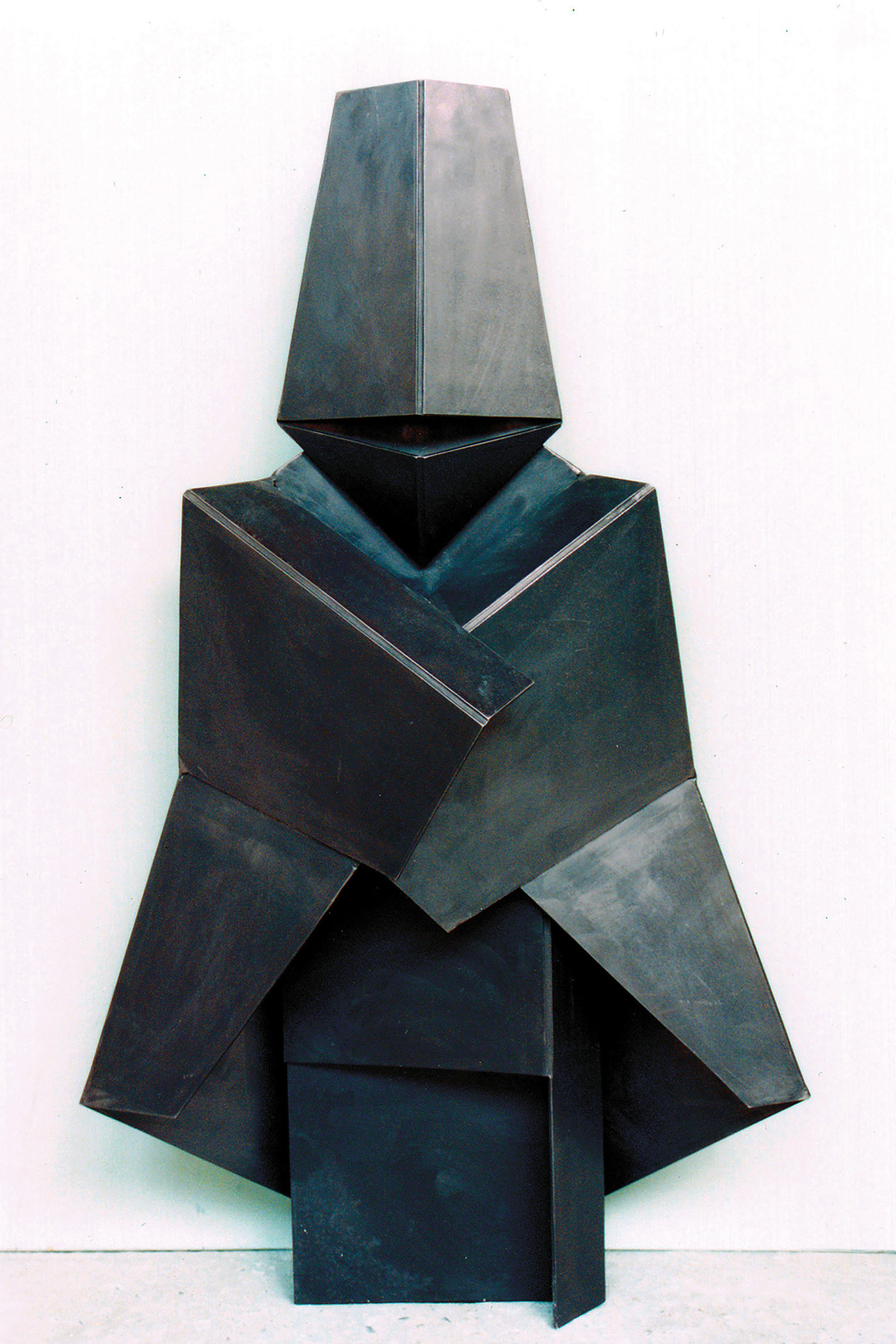 Iron Man 1. Iron, 80 x 45 x 30 cm.