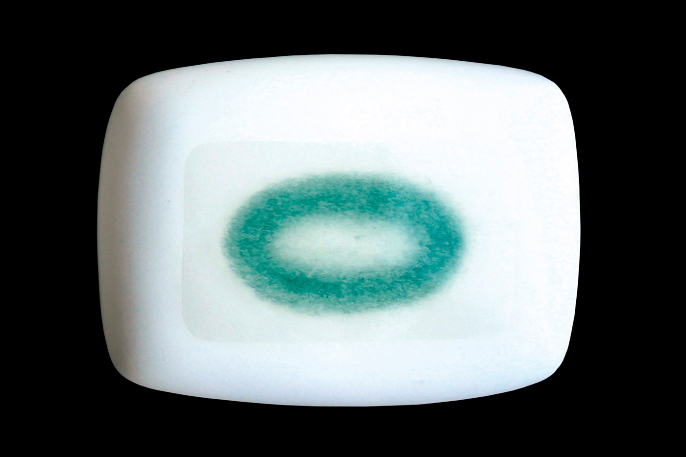 Screen. Ceramics, 17 x 22 x 6 cm.