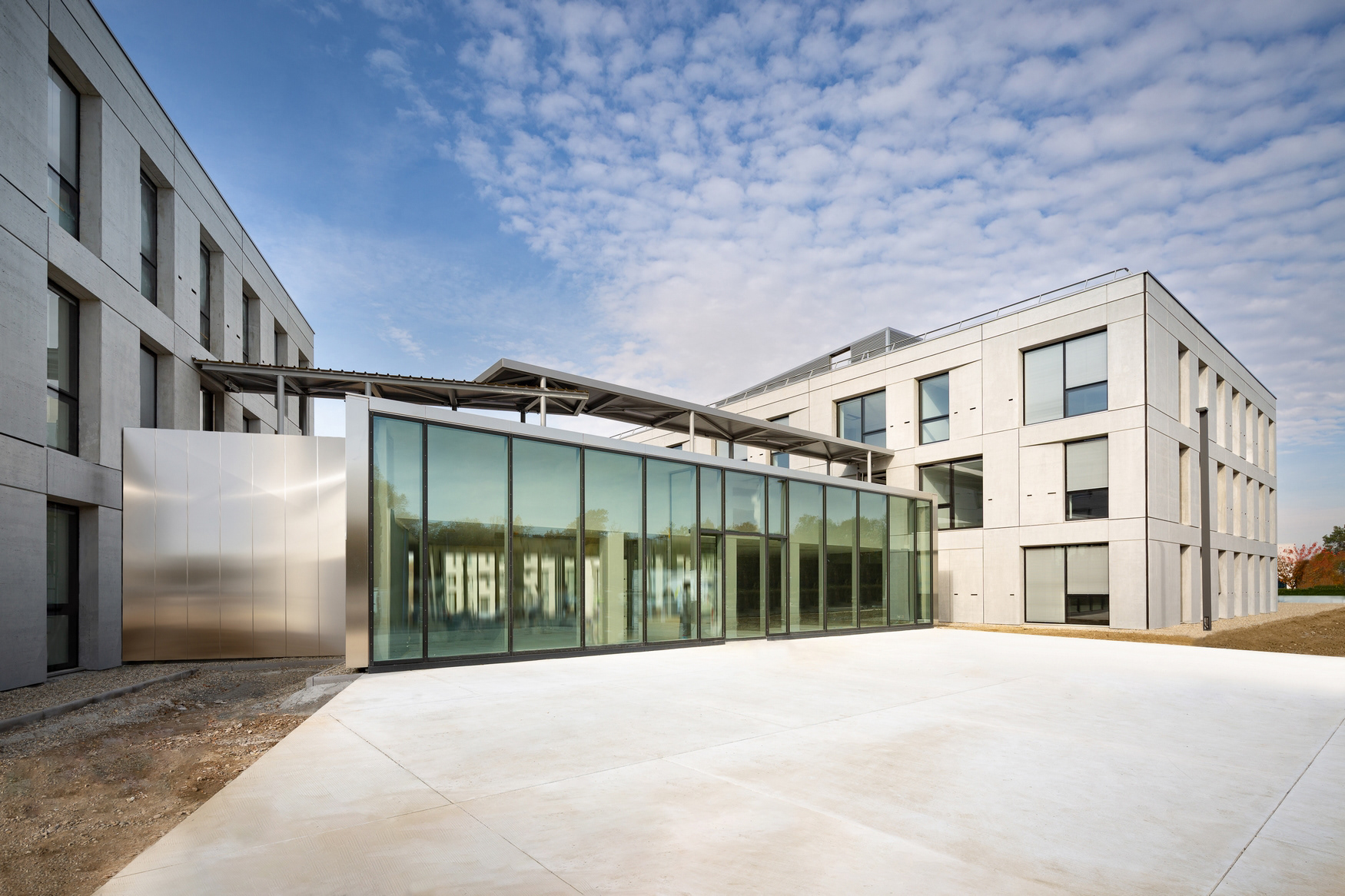 Illkirch - Alcatel - Angle Sud-Est | Vue SSE 