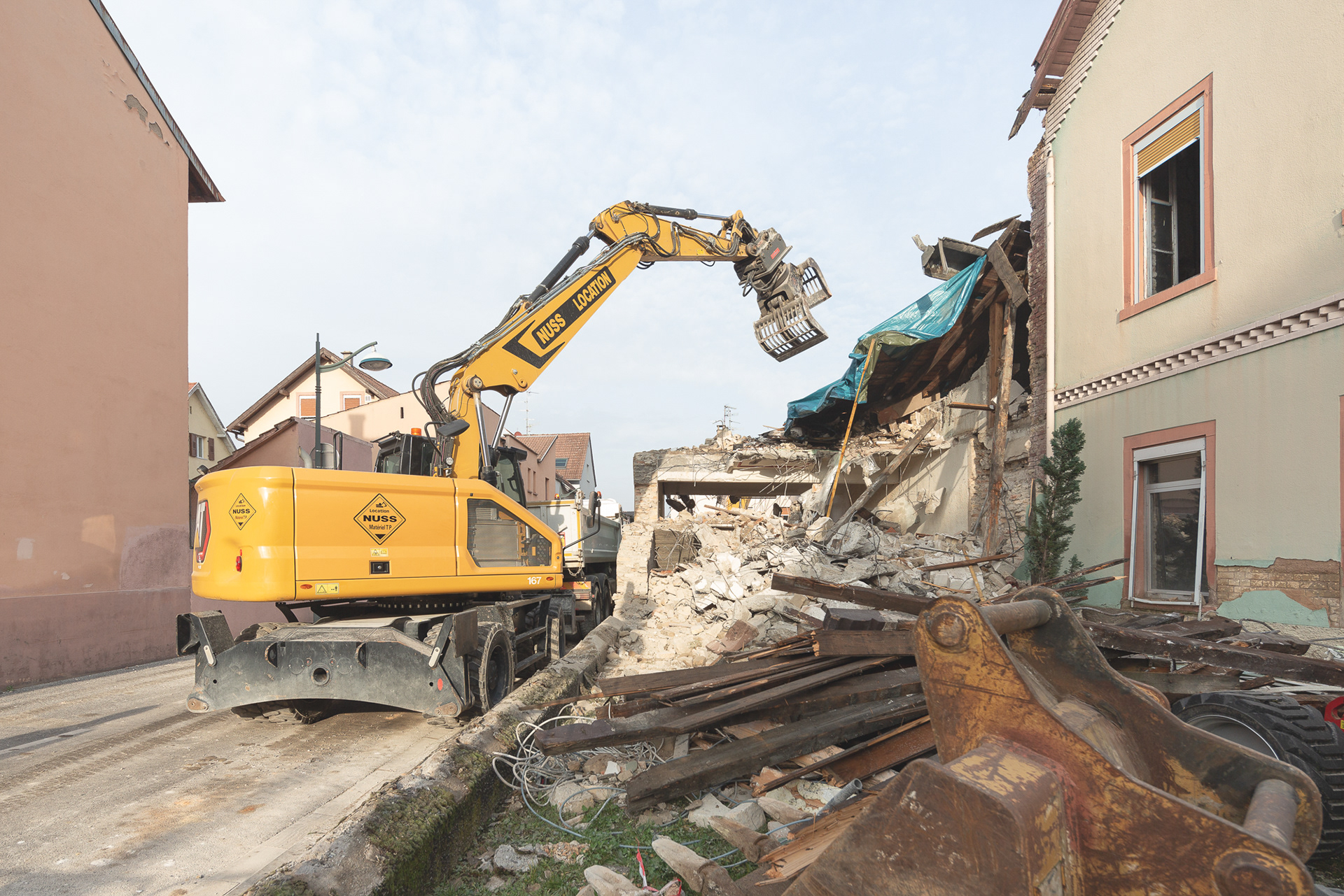 14 décembre 2021 - Début des travaux de démolition rue de la liberté- vue Est depuis l'avenue de Périgueux