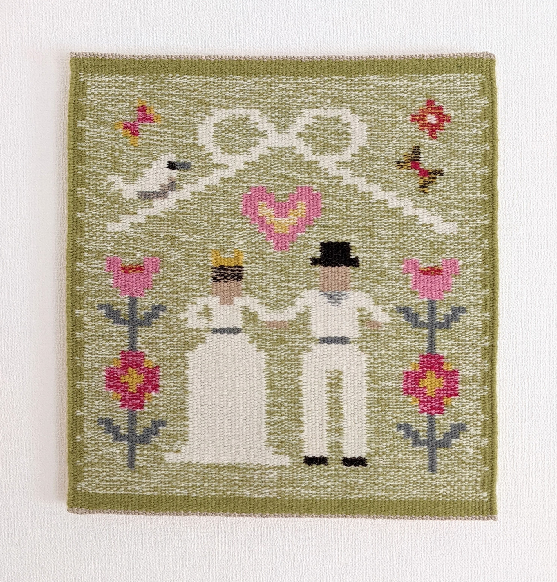 “Wedding Welcome Board" 2022 <Tapestry>タペストリー material: Linen/Wool size: 27×29.5×2cm design, fabrication: Hanako Fujino