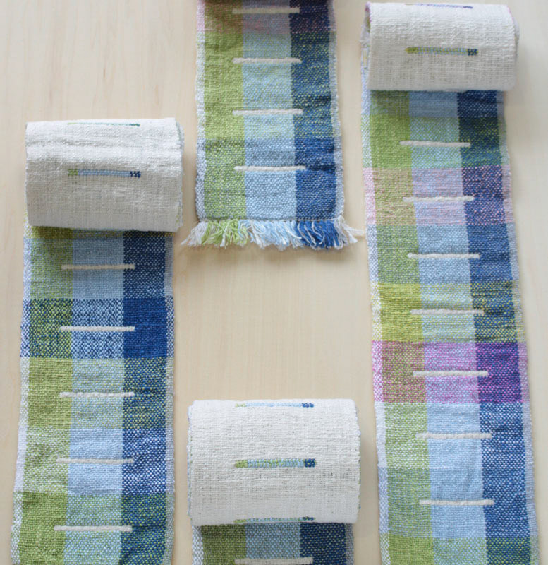 "stege" 2016 <Table runner> ランナー material: Cotton/ Cottlin size: 13 × 90 cm design, fabrication: Hanako Fujino