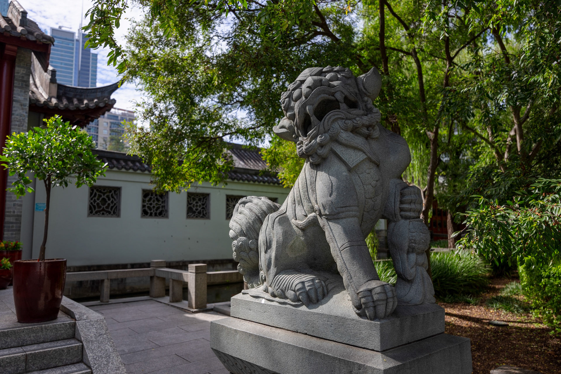 Lion outside Chinese Friendship Centre