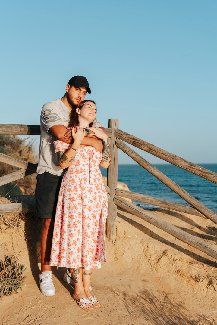 fotografia de casal na praia maria Luisa no algarve 2