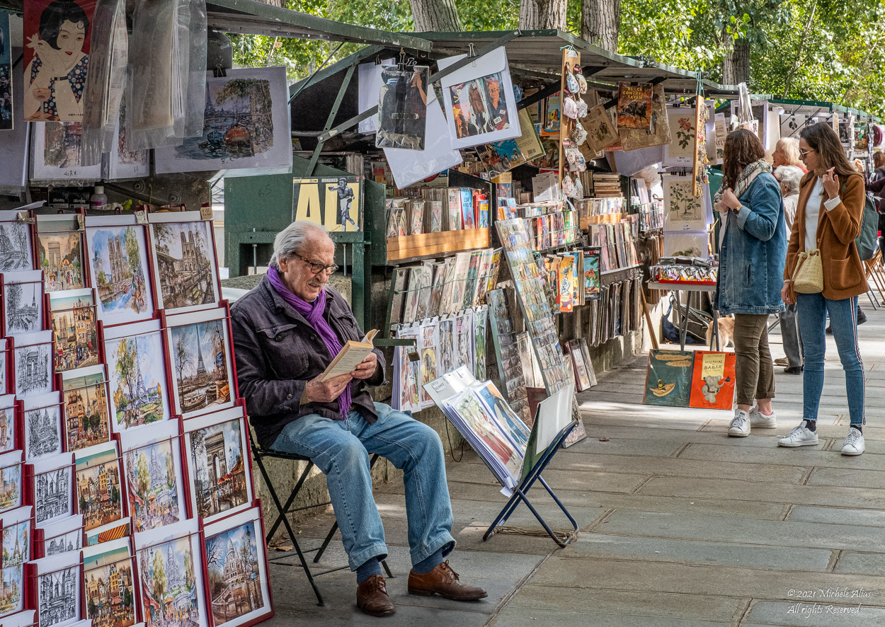 At the Bouquinistes'