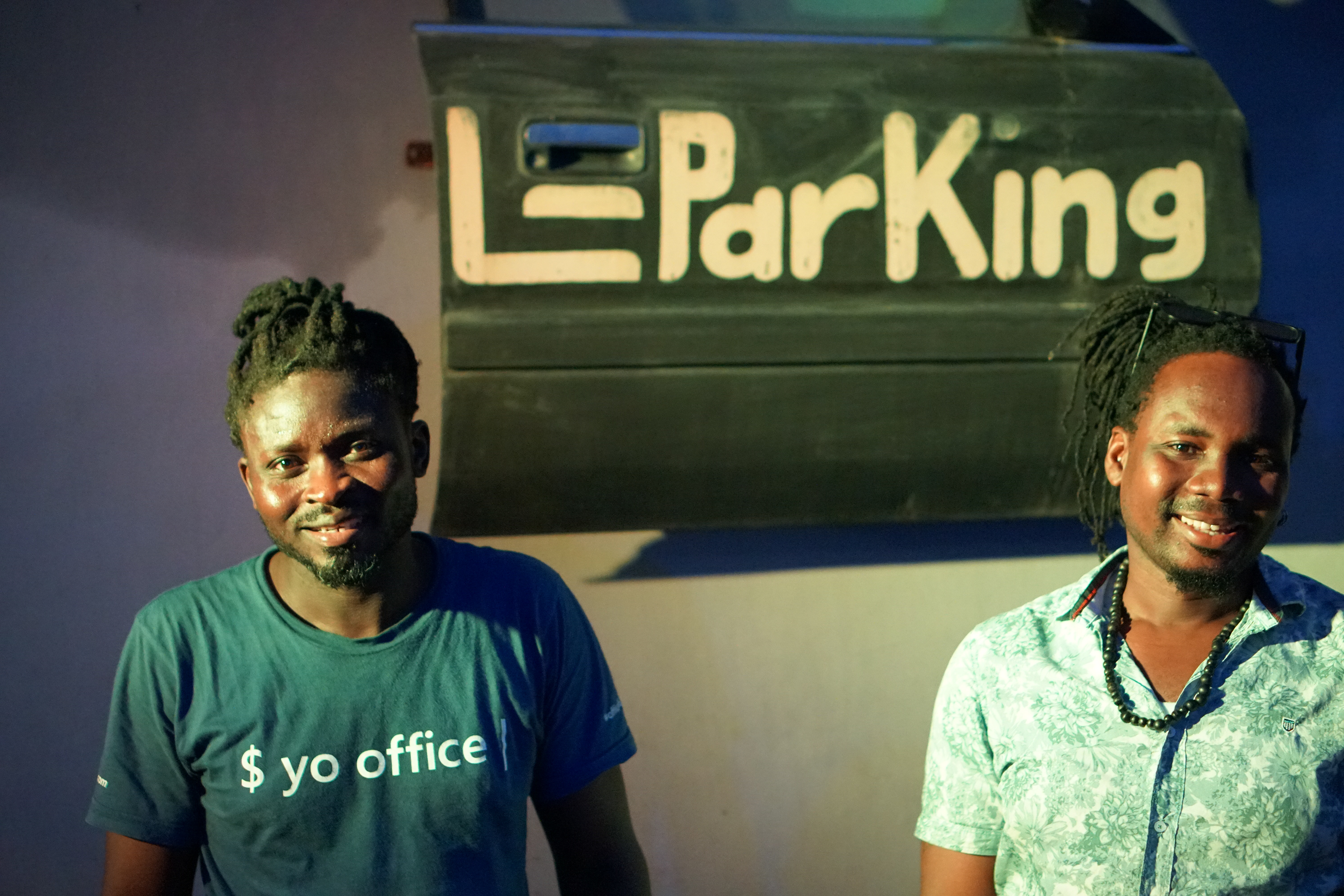 Benjamin Deguenon et Marius Dansou (de gauche à droite)