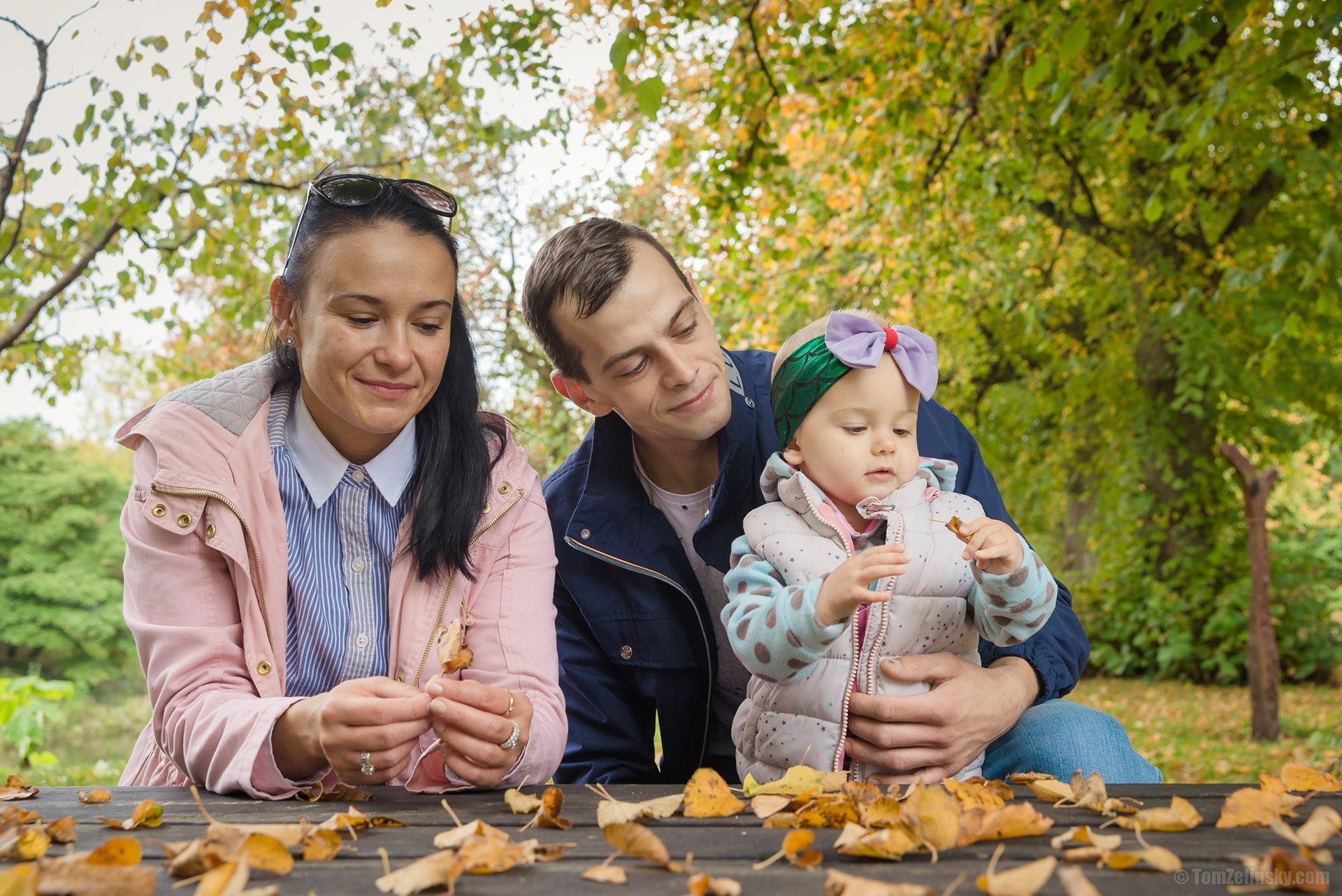 family outdoor photoshoot