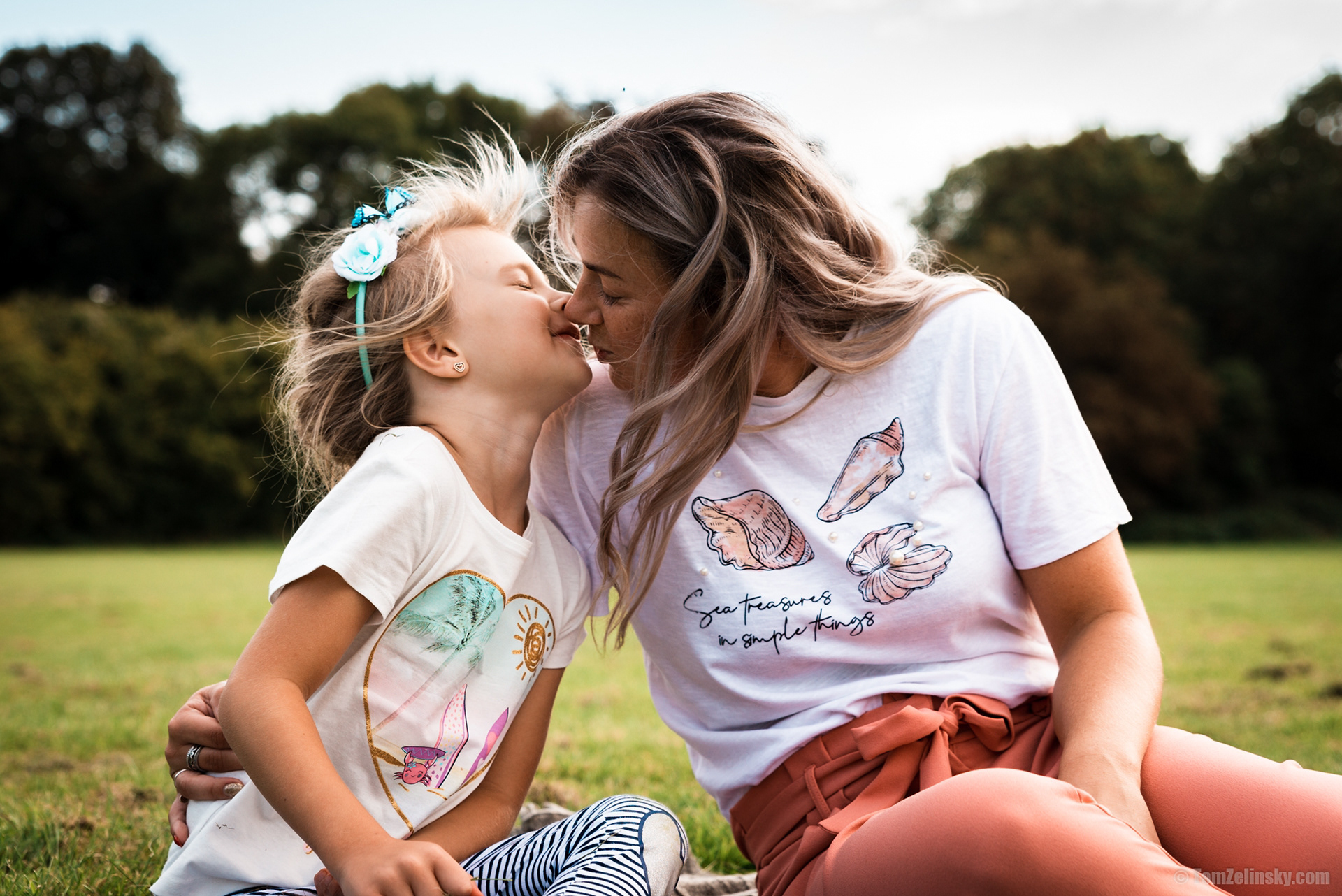 mum and daughter photoshoot