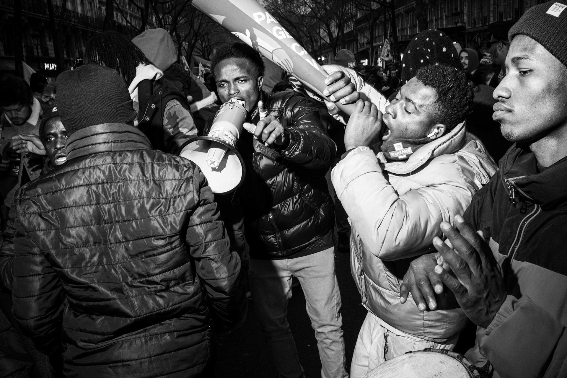 Paris, manifestation pour les mineurs isolée, 2024