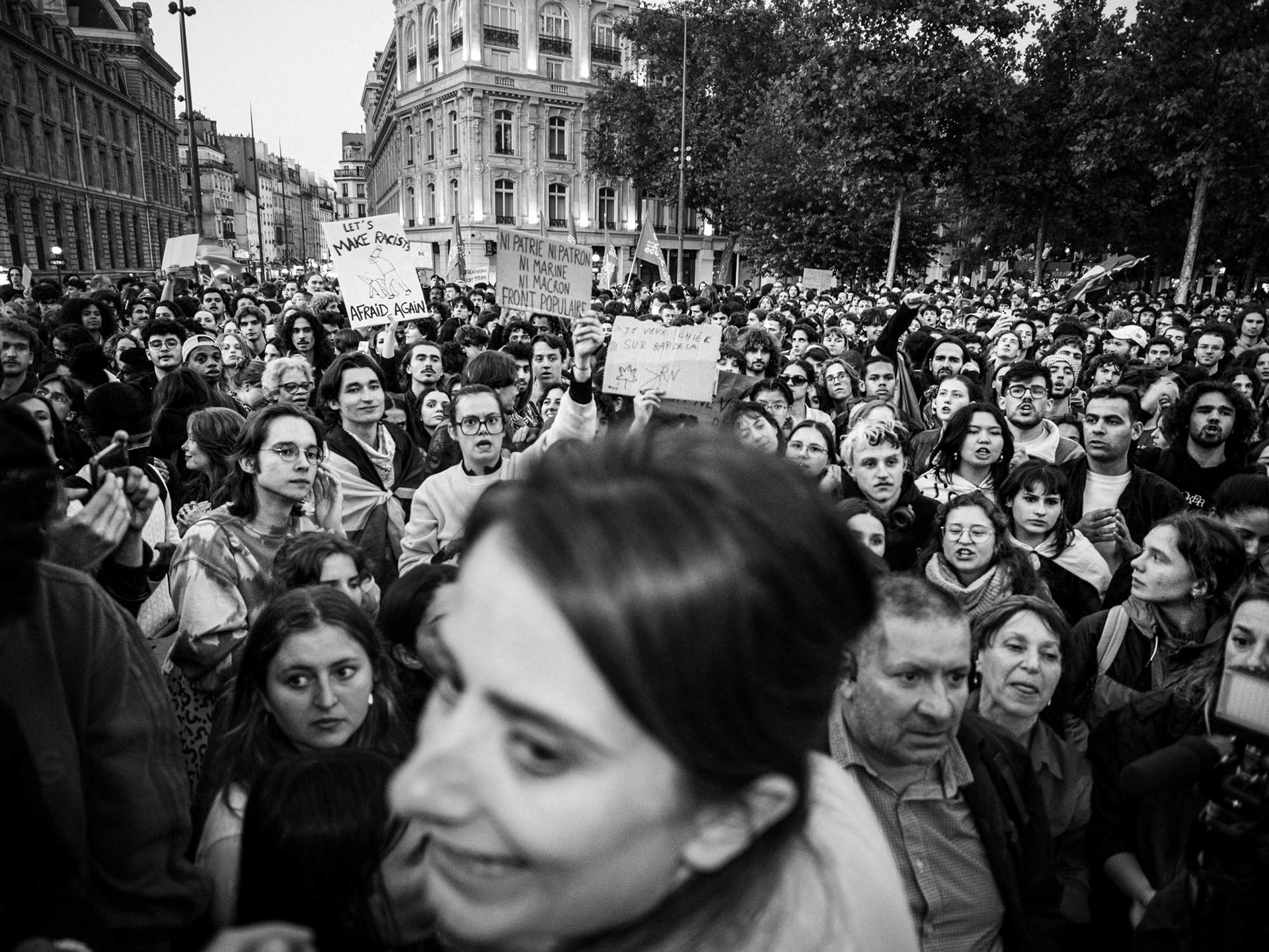 Paris, Marine Tonnelier devant la foule, 2024