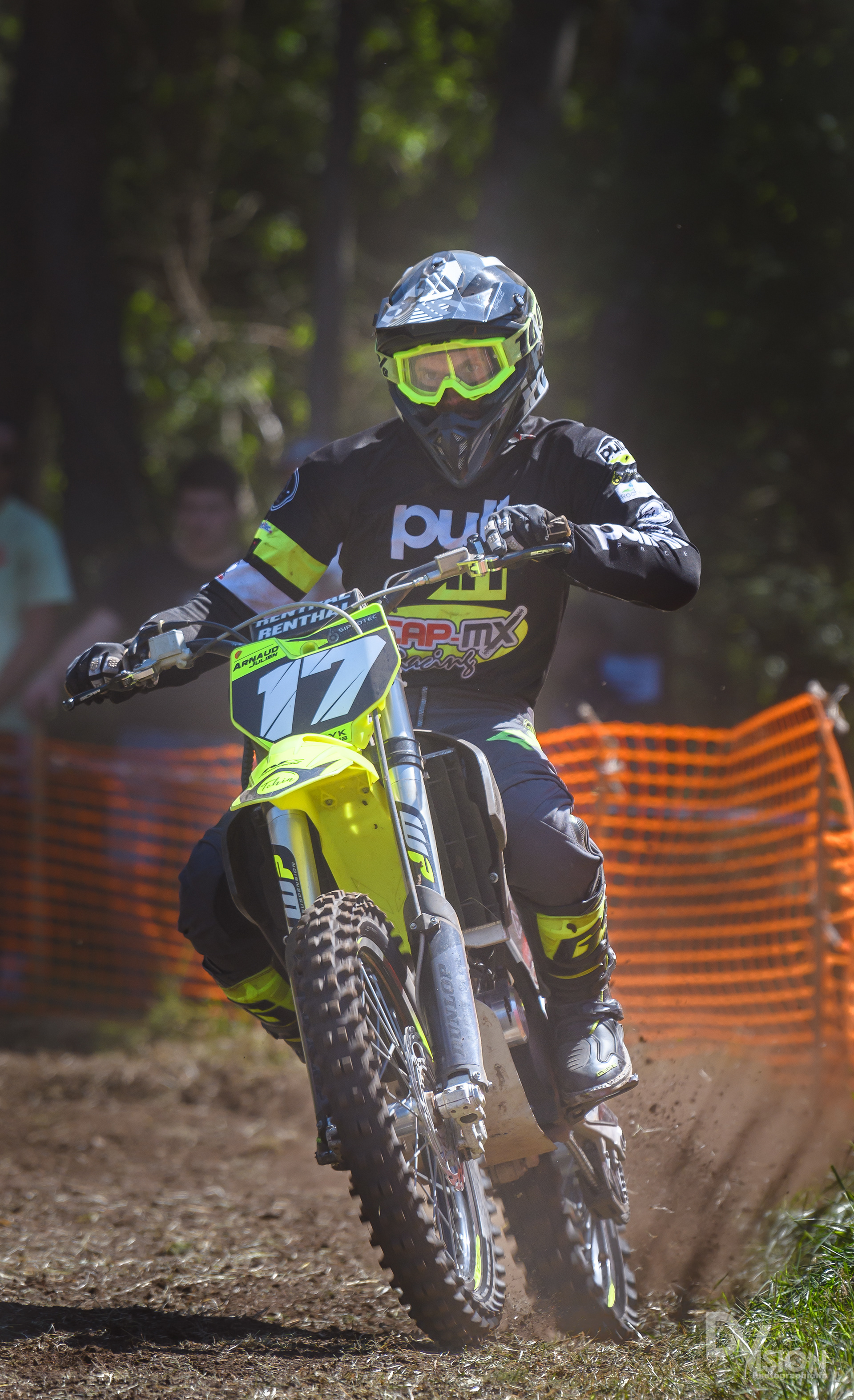 MobCross Loudes