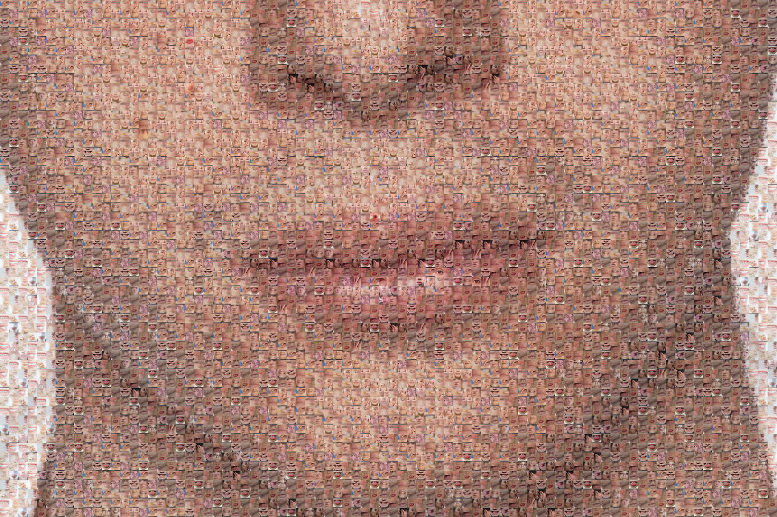 CLOSE-UP
