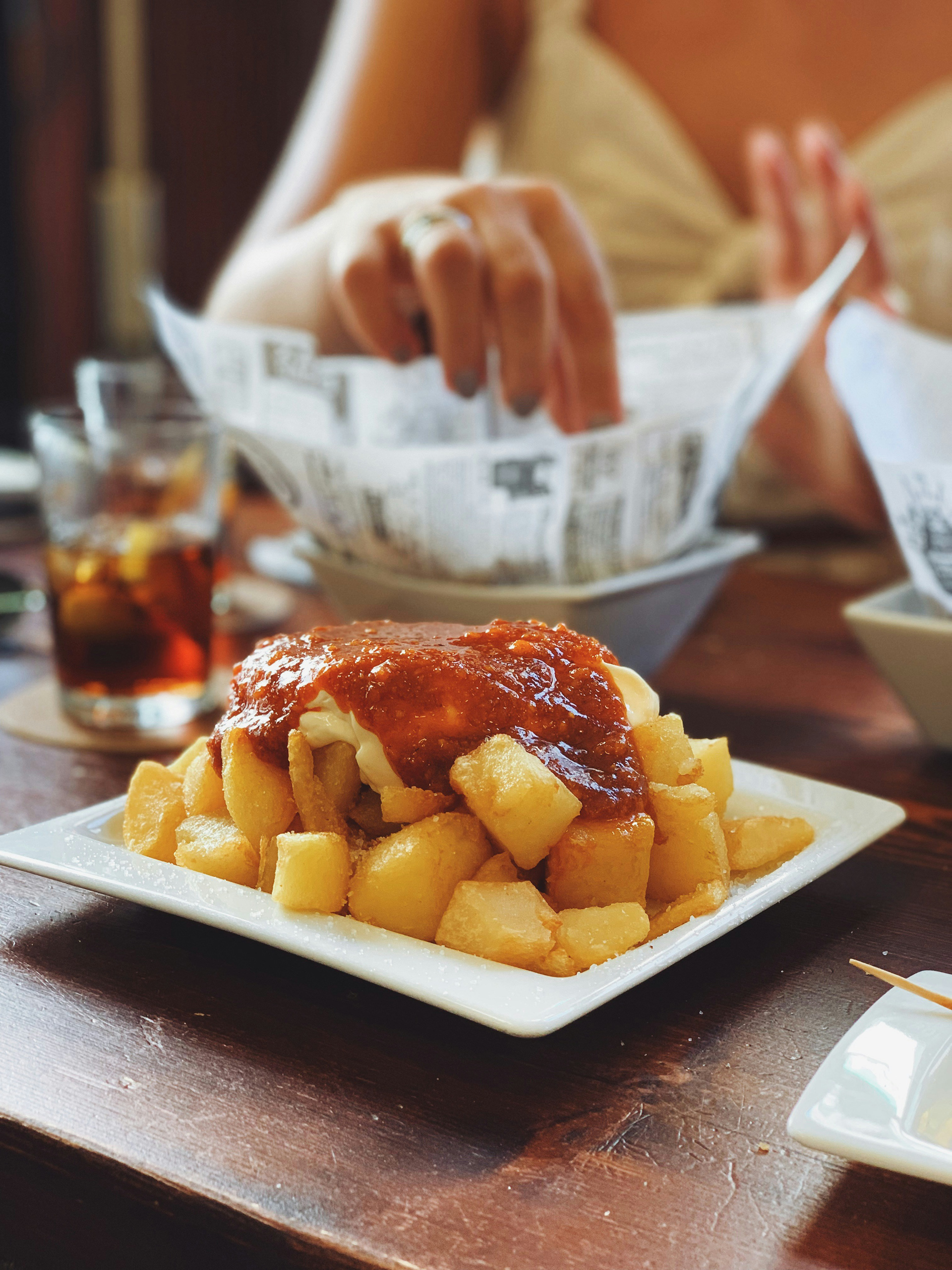 Patatas Bravas in Barcelona / Gastro Label Selection / www.gastro-label.com