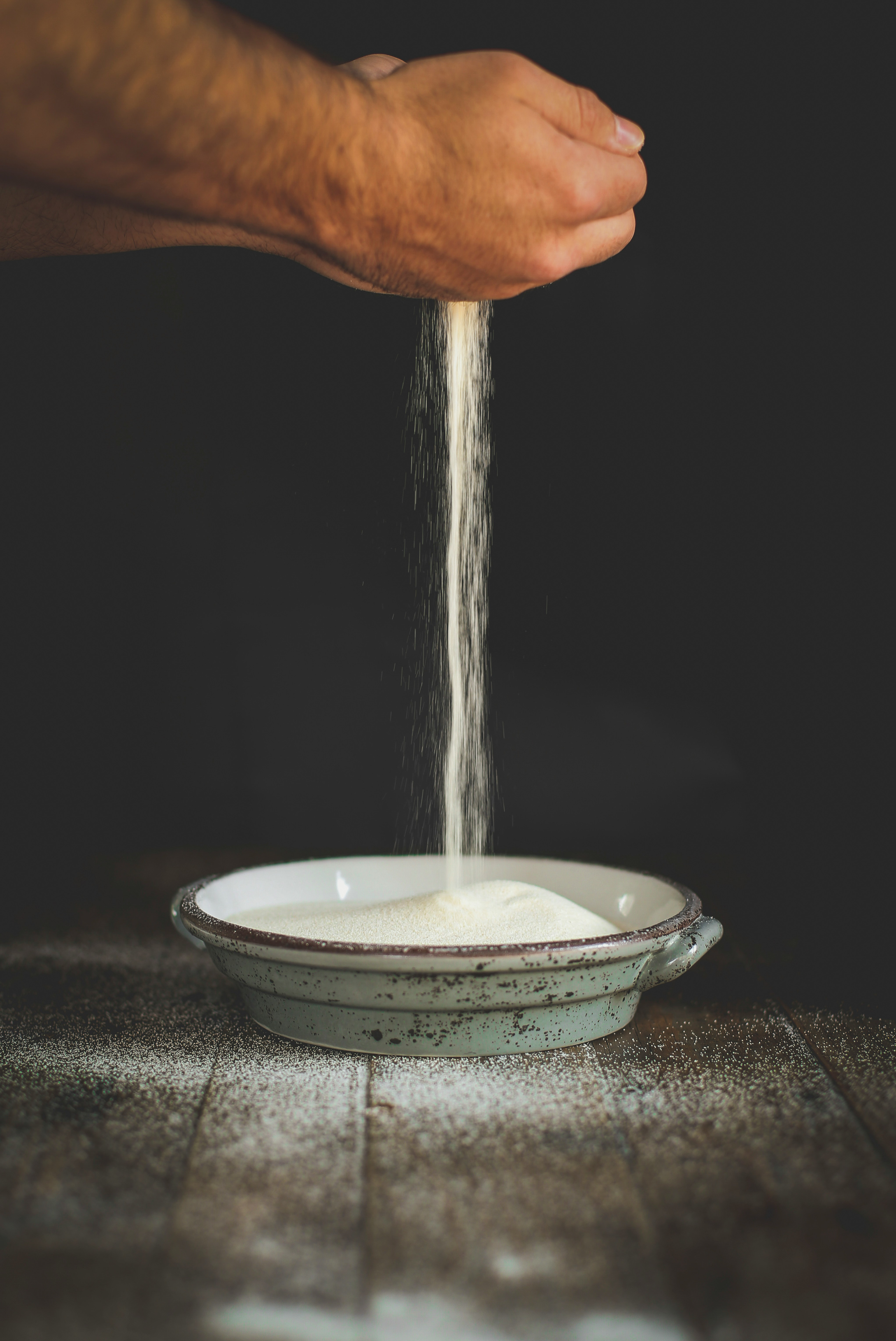 Glucose syrup on a plate / The Gastro Label / www.gastro-label.com