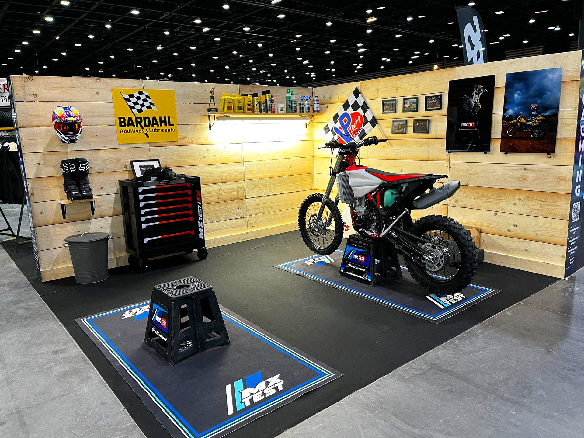 Stand "Atelier" SALON DU 2 ROUES