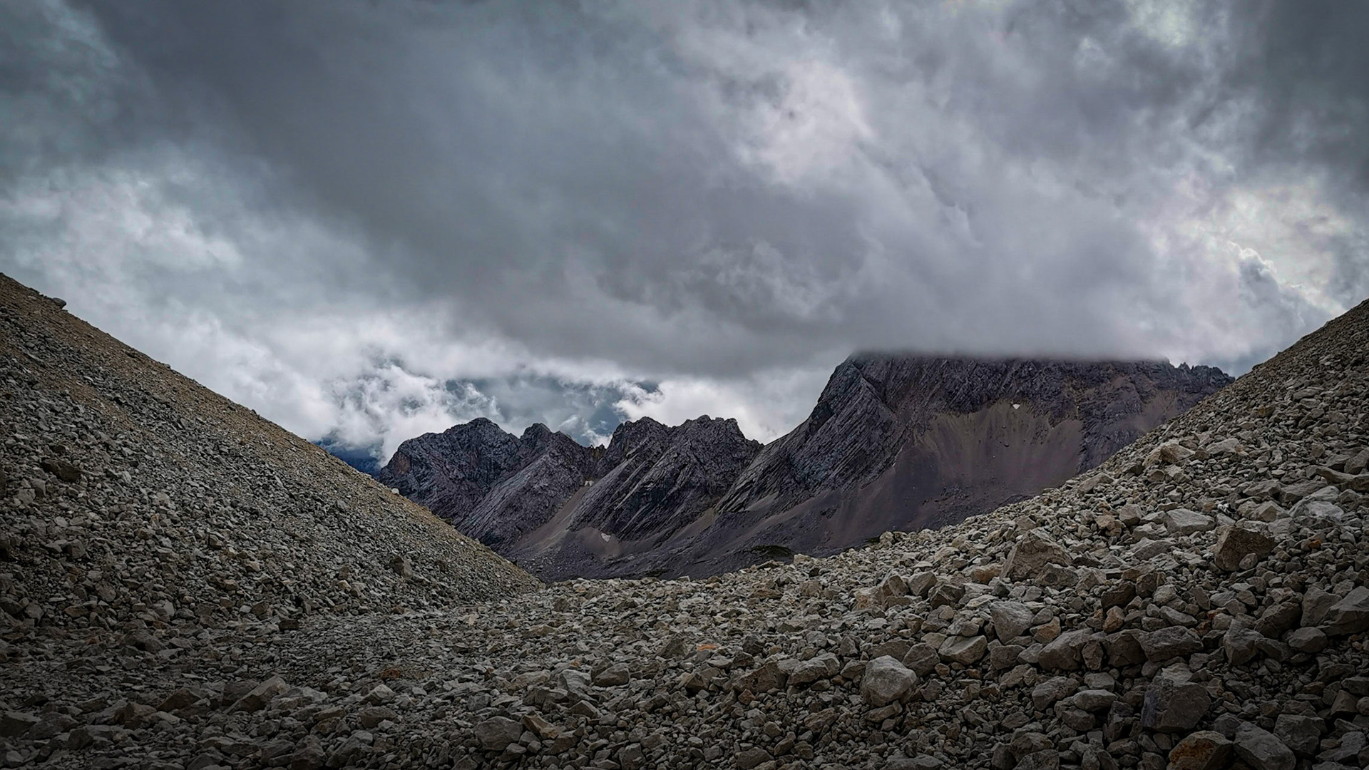 Zugspitze ascend via Reintal route, day 2