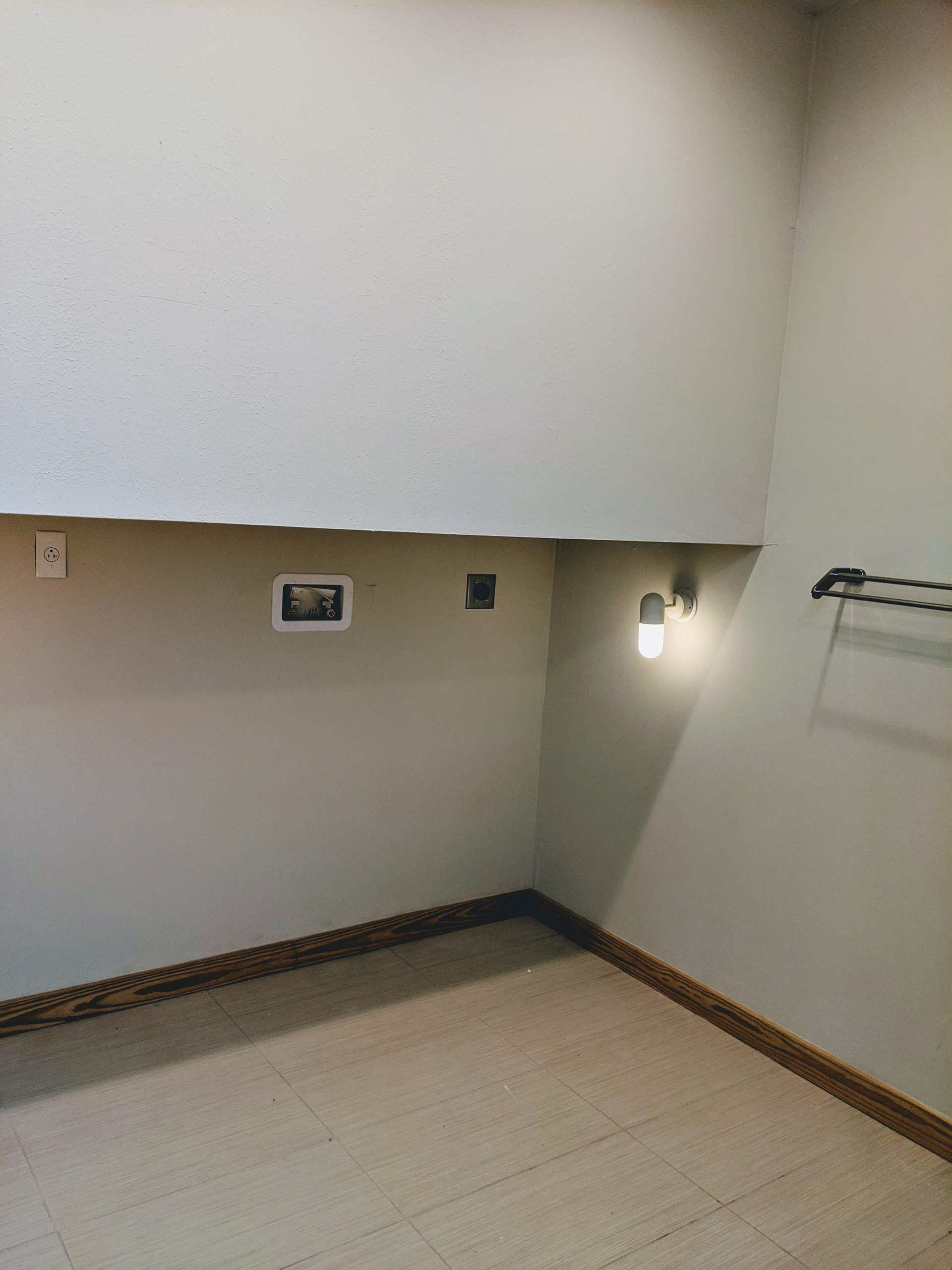 Washer/Dryer Hookups