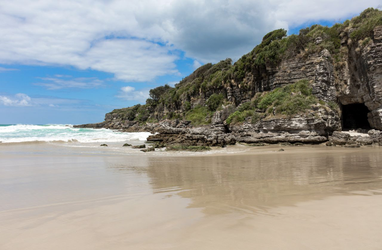 Caves Beach