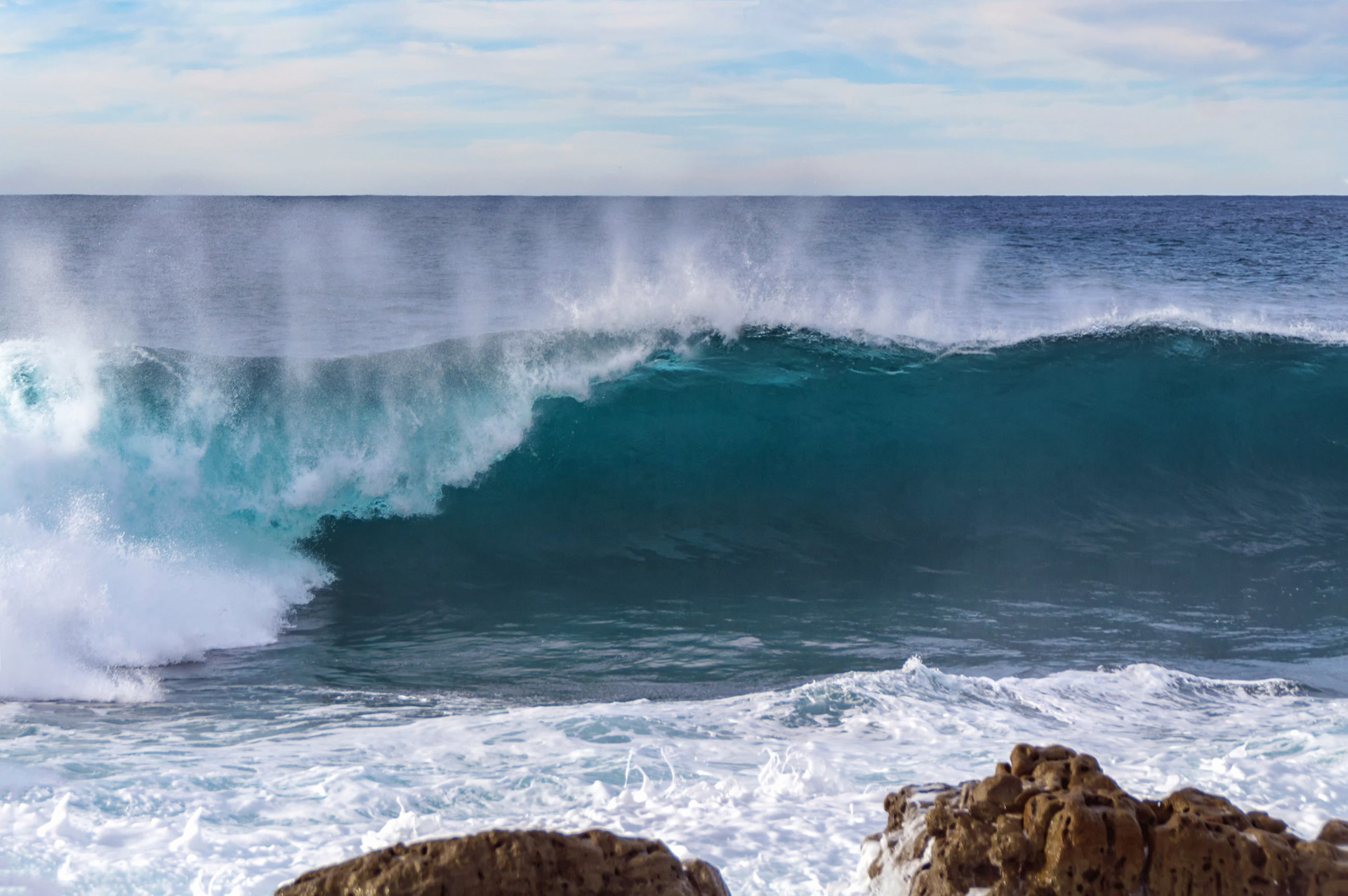 Moes Rock Winter Swell 