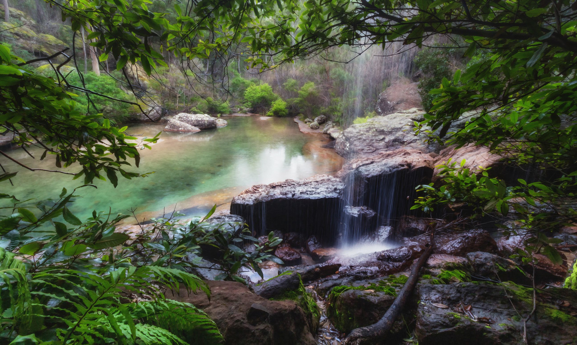 Behind the Waterfall, Hell Hole Nowra