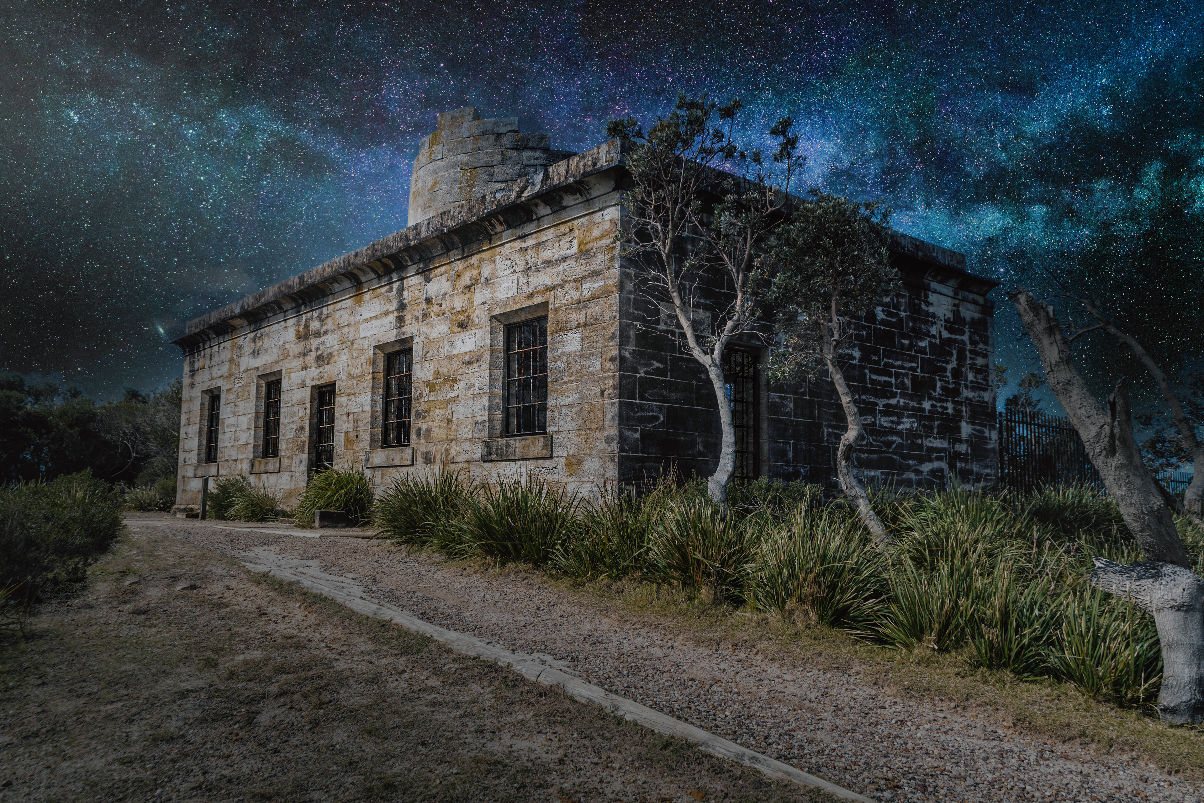 0ld ruin lighthouse