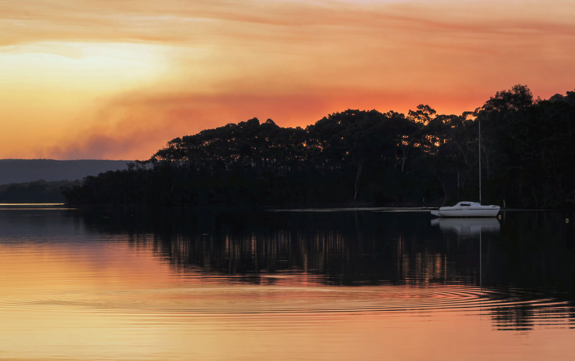 Bushfire sky in Autumn 1